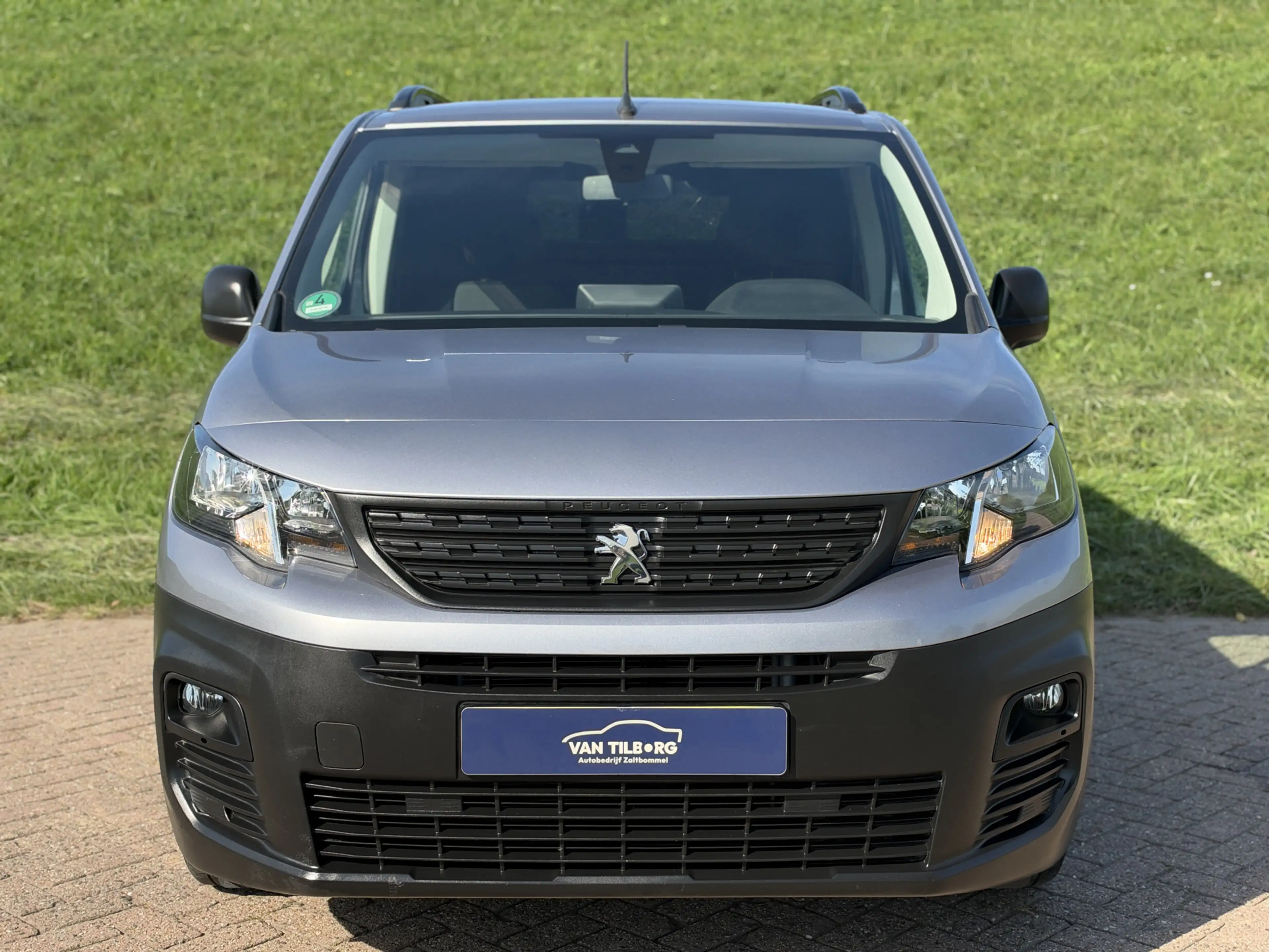 Peugeot Partner 1.5 BlueHDI Premium MAD Luchtvering op achteras | — photo 11