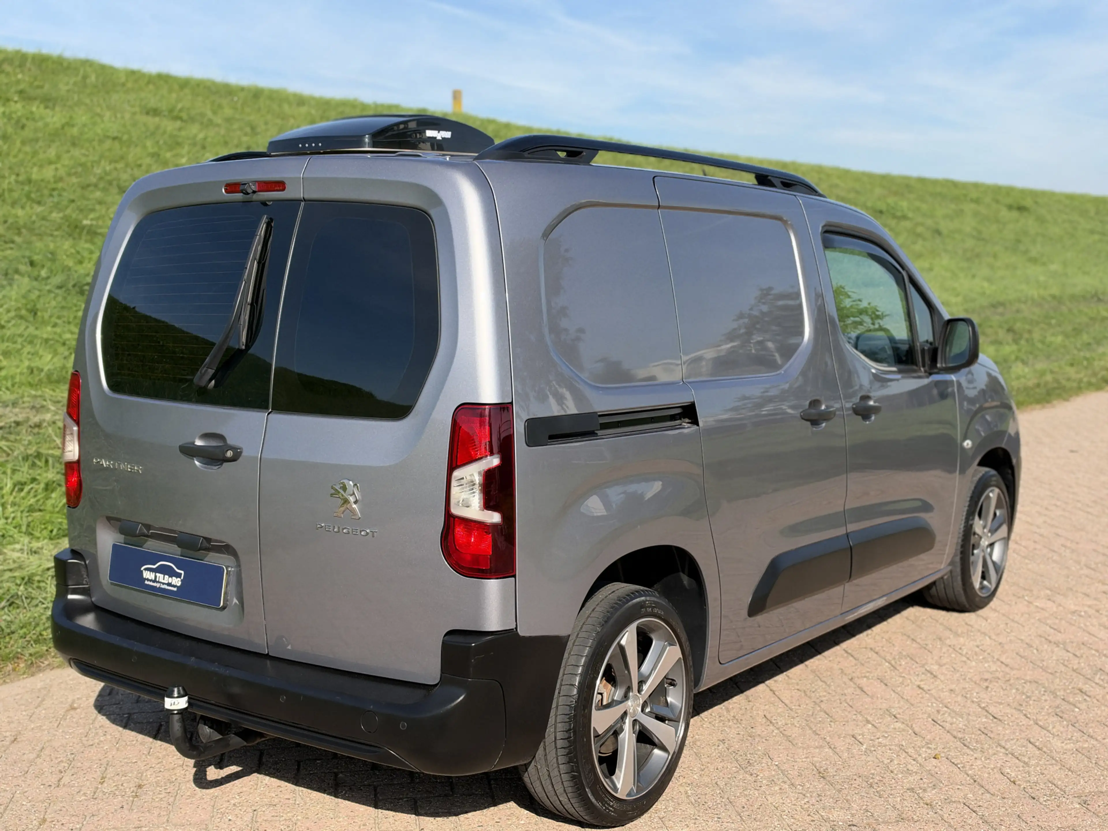 Peugeot Partner 1.5 BlueHDI Premium MAD Luchtvering op achteras | — photo 8