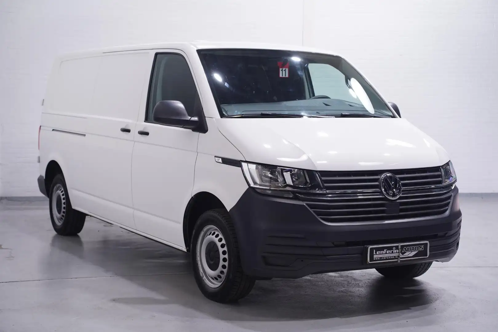Volkswagen T6.1 Transporter 2.0 TDI 110 pk L2H1 Airco, 2x Schuifdeur NAP, Trek Blanco - 2
