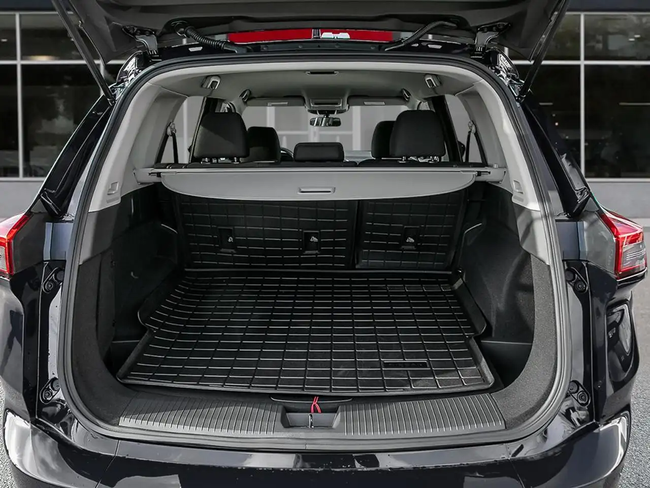 Nissan Rogue снимка Nissan Rogue