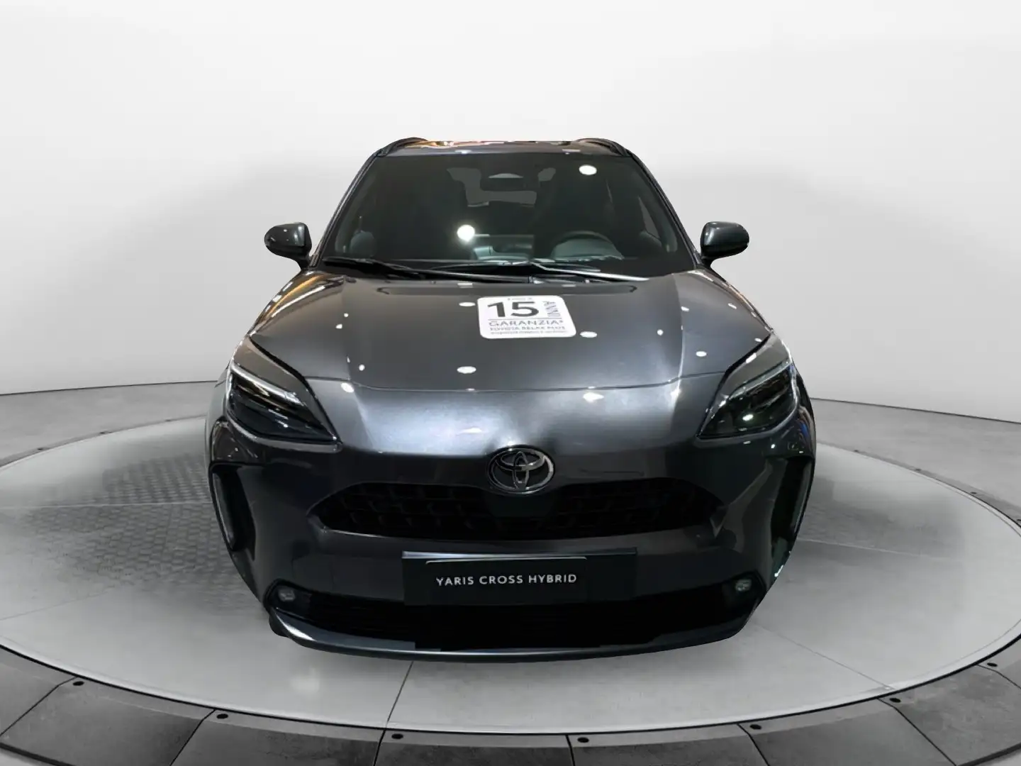 Toyota Yaris Cross Yaris Cross 1.5 Hybrid 5p. E-CVT Trend Grau - 2