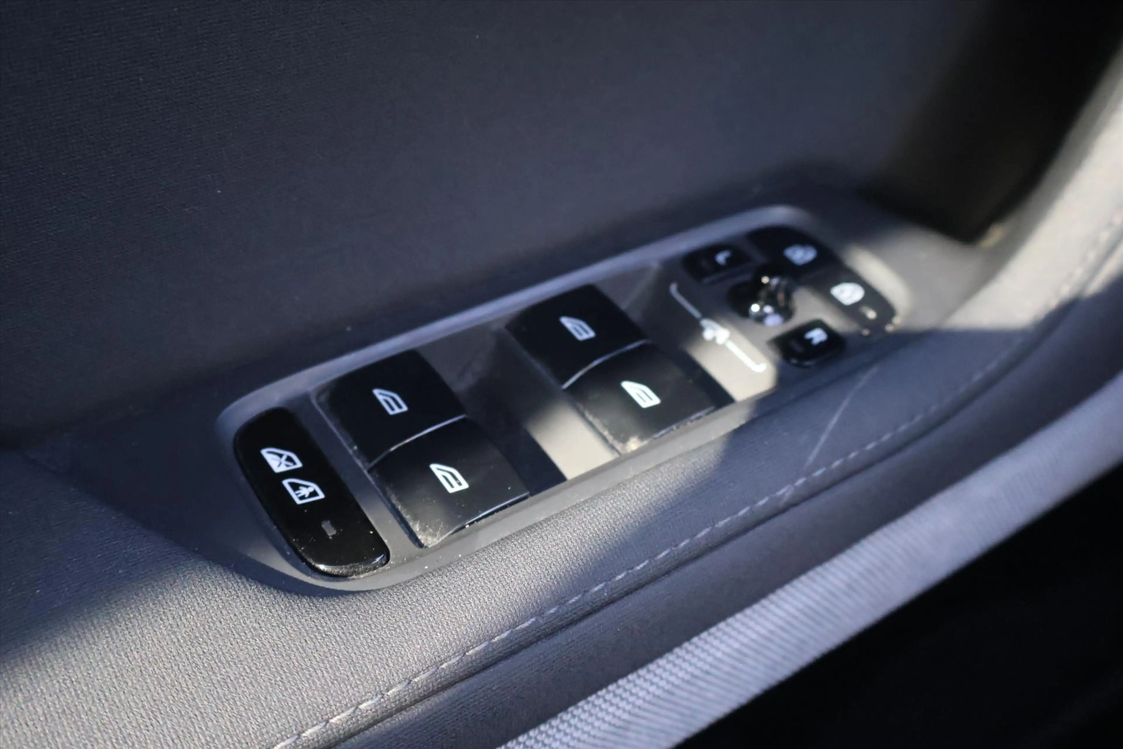 Polestar 2 300kW Long Range Dual Motor Pilot Plus 408pk SoH 9 — photo 16