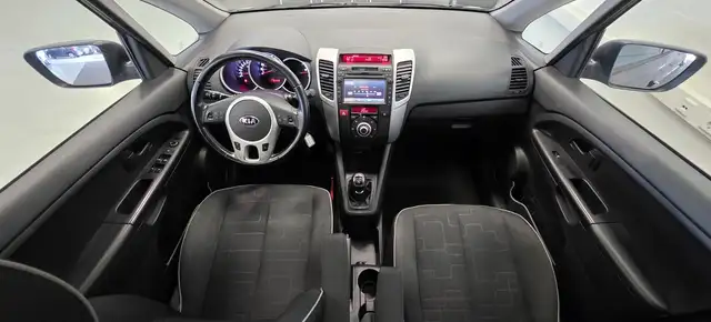 Kia Venga view 8