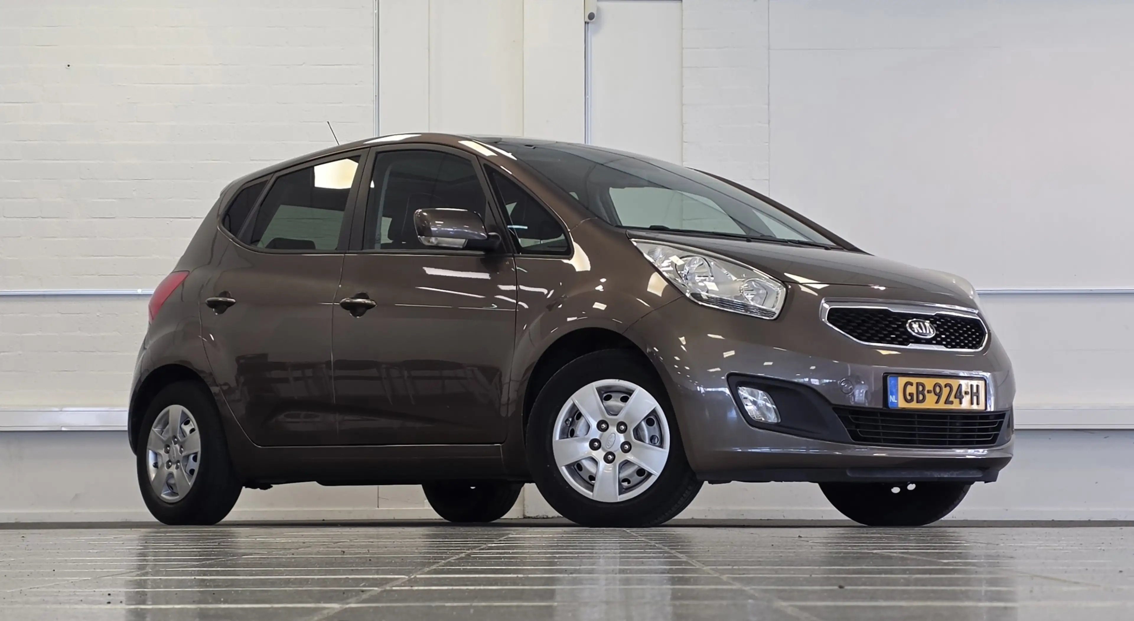 Kia Venga 1.4 CVVT World Cup Edition 1e Eigenaar Schuif/kant — photo 2