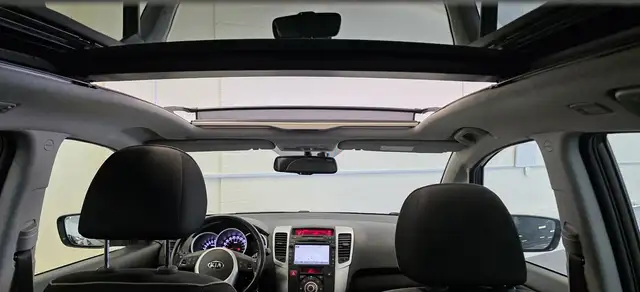 Kia Venga view 9