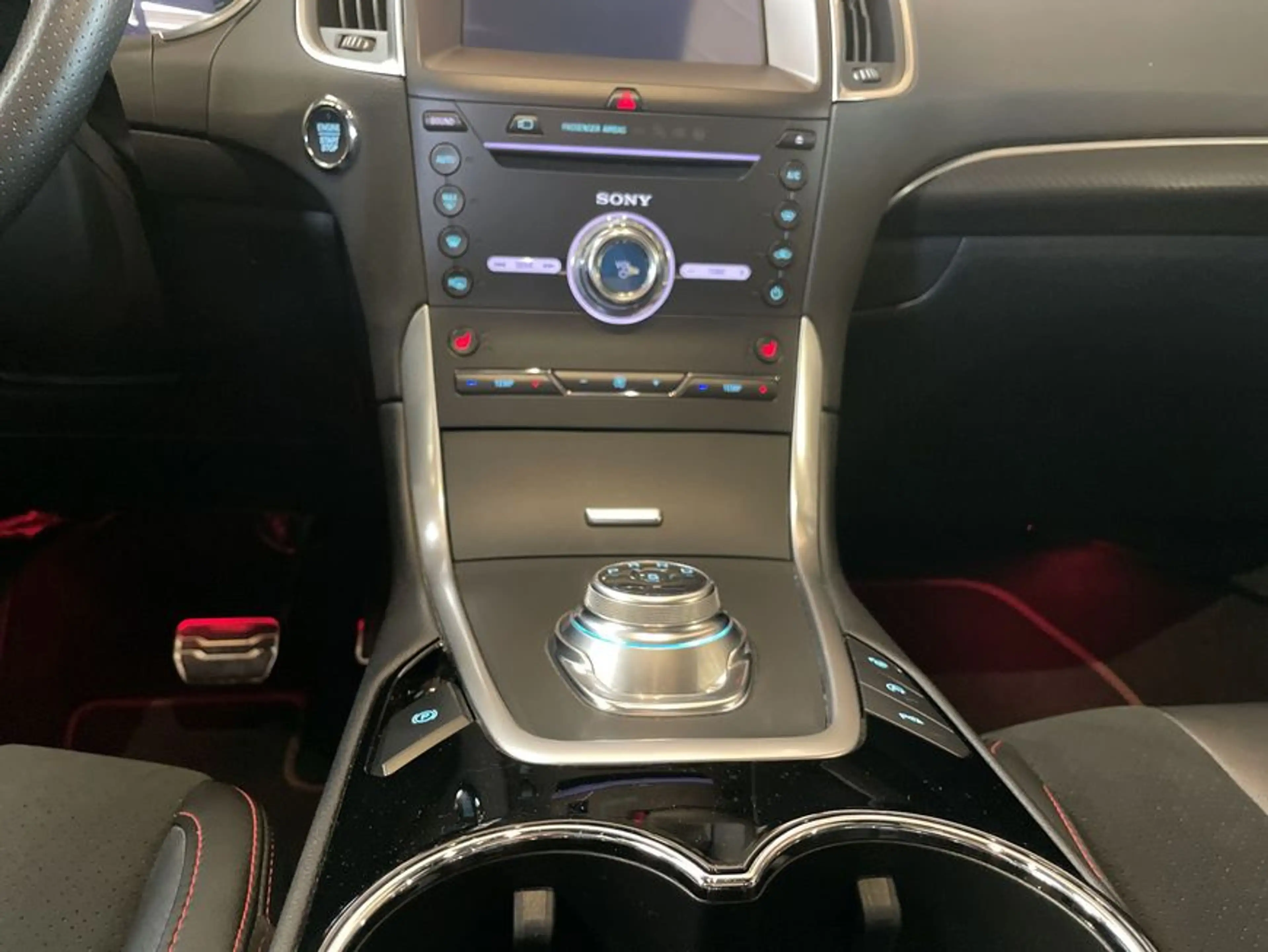 Ford S-Max 2.0 EcoBlue Aut. ST-LINE AHK Pano — photo 14