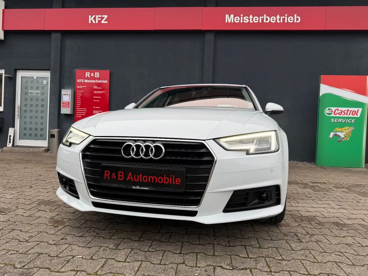 Audi A4 Avant 40 TDI basis*Navi*Led*Asissistens*AHK*R Weiß - 2