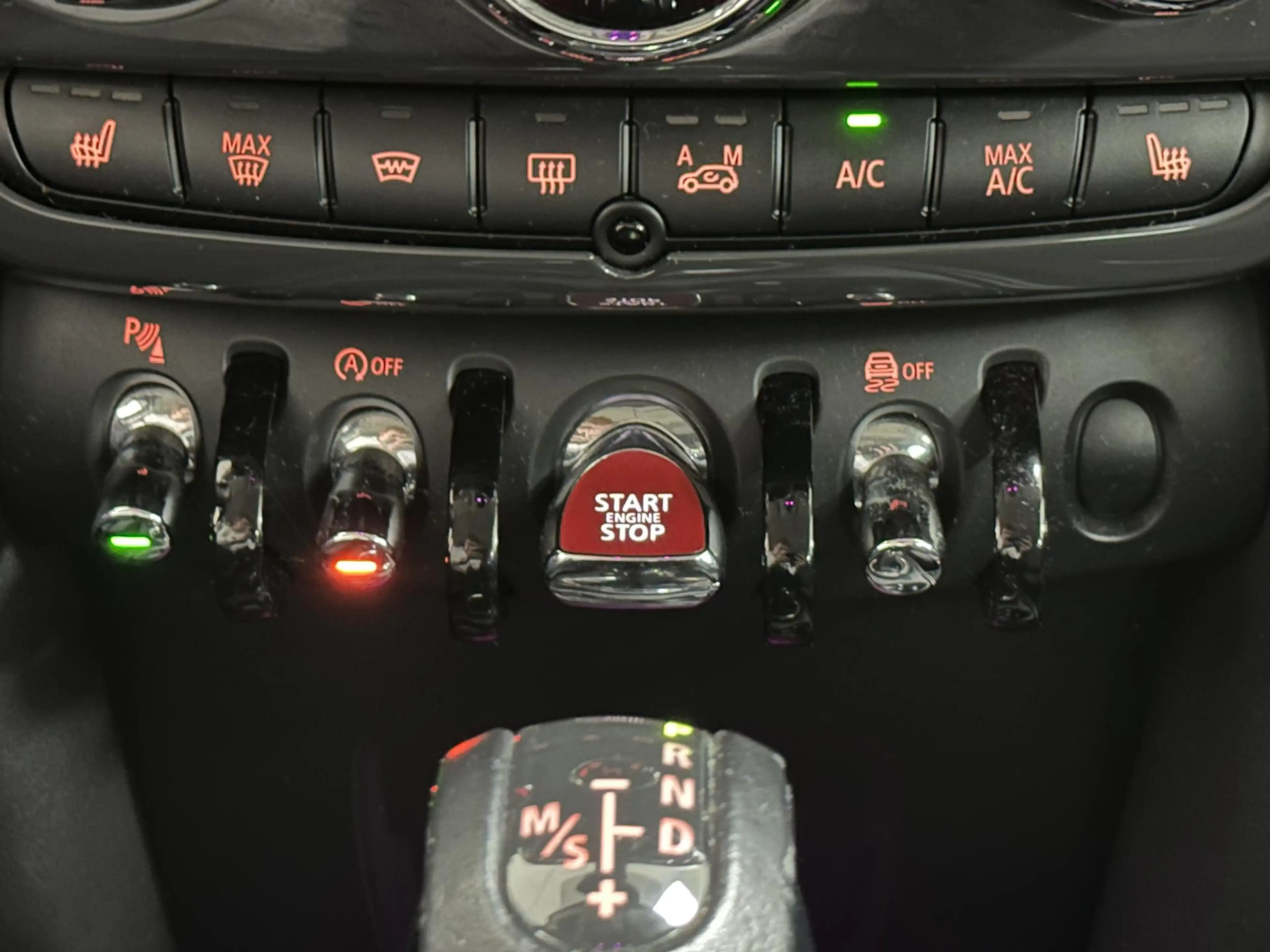 MINI Cooper Countryman 1.5 Chili NAVIGATIE | ACHTERUITRIJCAMERA — photo 31
