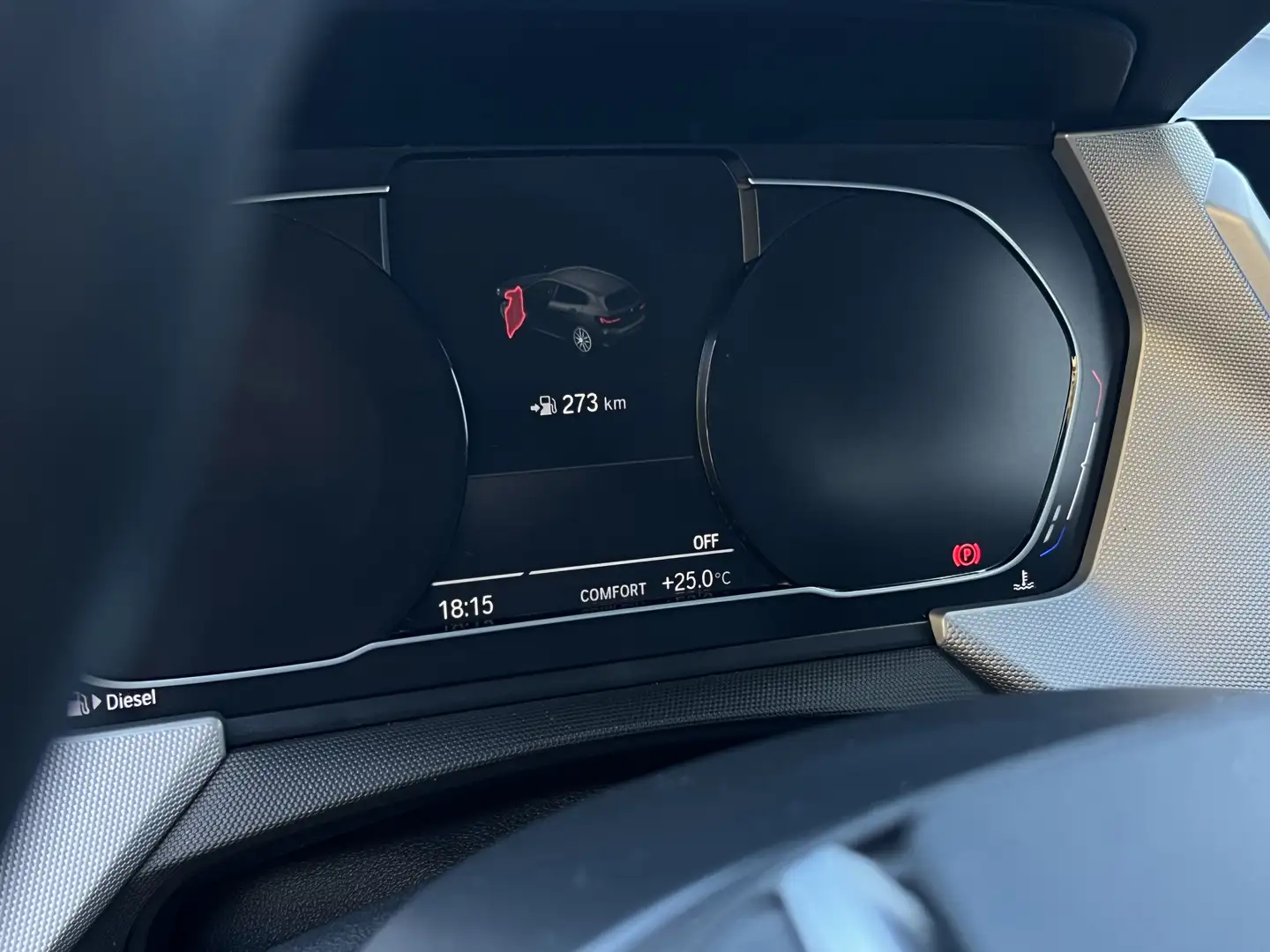 BMW 118 118d Aut. Grau - 2