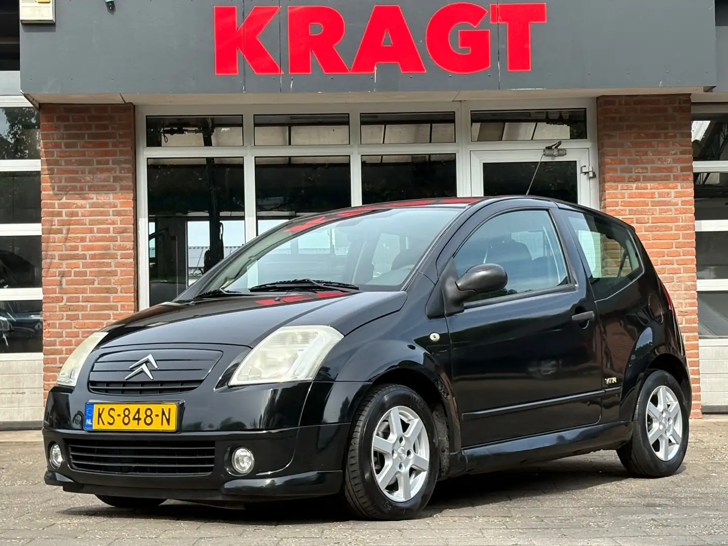 Citroen C2 VTR 1.1i 60 pk - 3drs - climate - ZUINIG Negro - 1