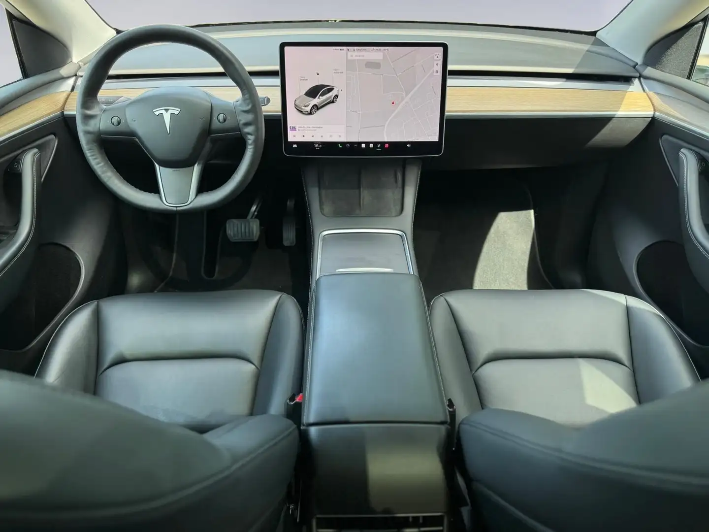 Tesla Model Y Long Range AWD 75 kWh Black line, 20 inch, panoram Wit - 2