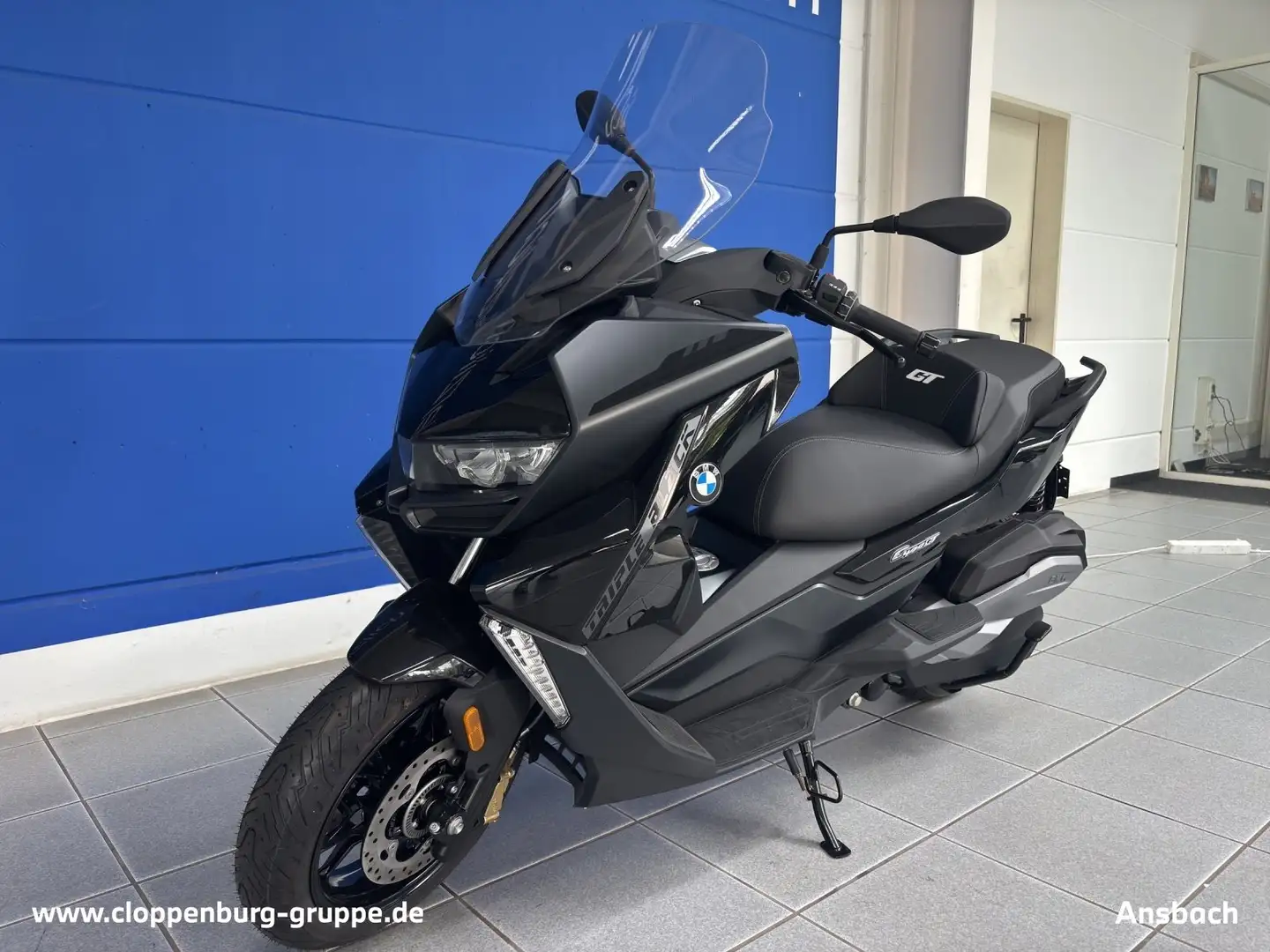 BMW C 400 GT Style Triple Black, Komfortpaket UPE: 9.855€ Černá - 1