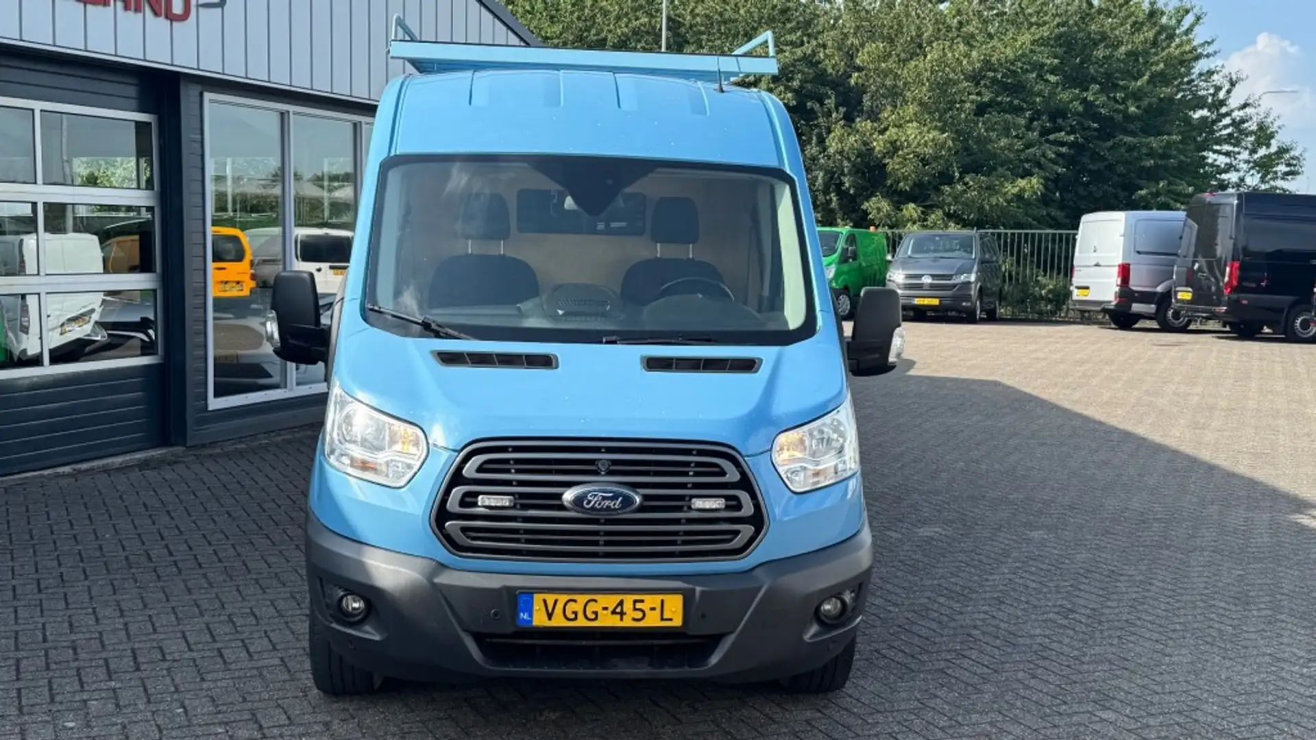 Ford Transit 2.0 TDCI 96KW 131PK L2H2 EURO 6 AIRCO/ CRUISE CONT Bleu - 2