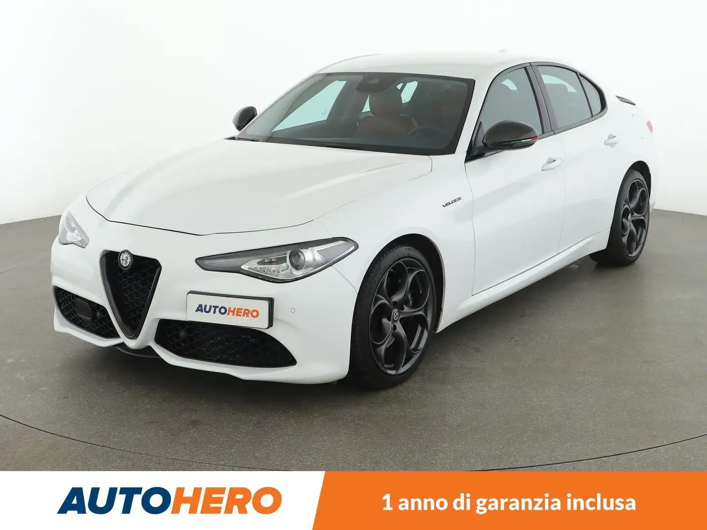 Alfa Romeo Giulia 2.2 JTDM Veloce 210 CV AT8 AWD Blanc - 1