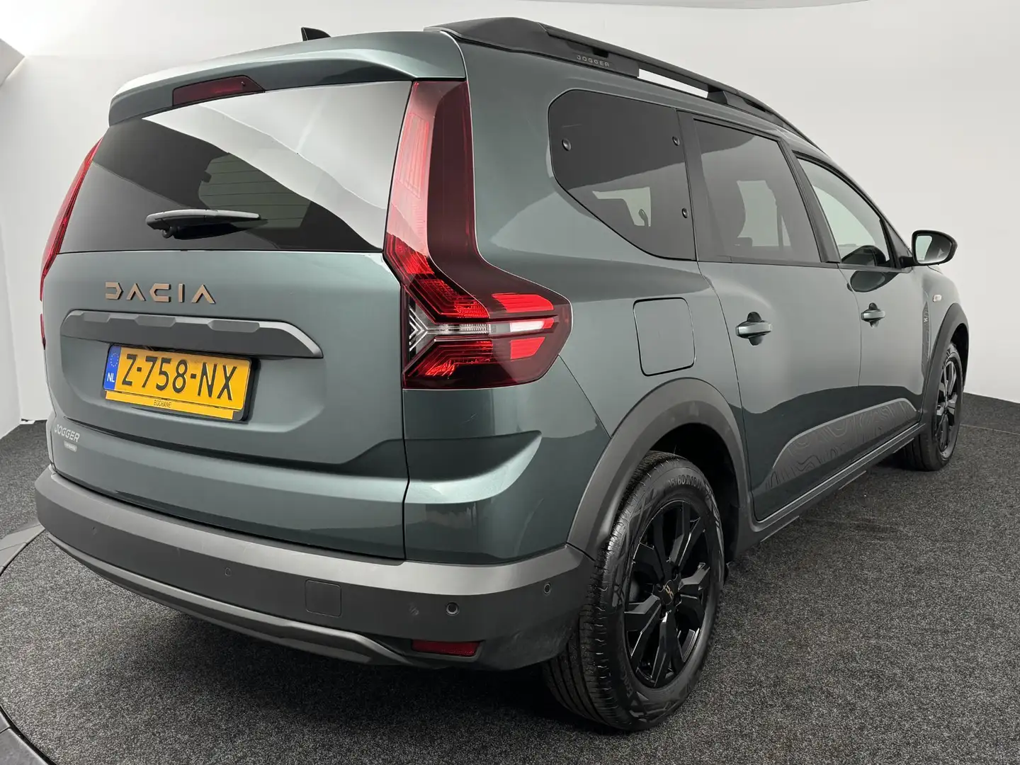 Dacia Jogger 1.6 Hybrid 140 Extreme 7p. | Pack Media Nav | Pack Groen - 2