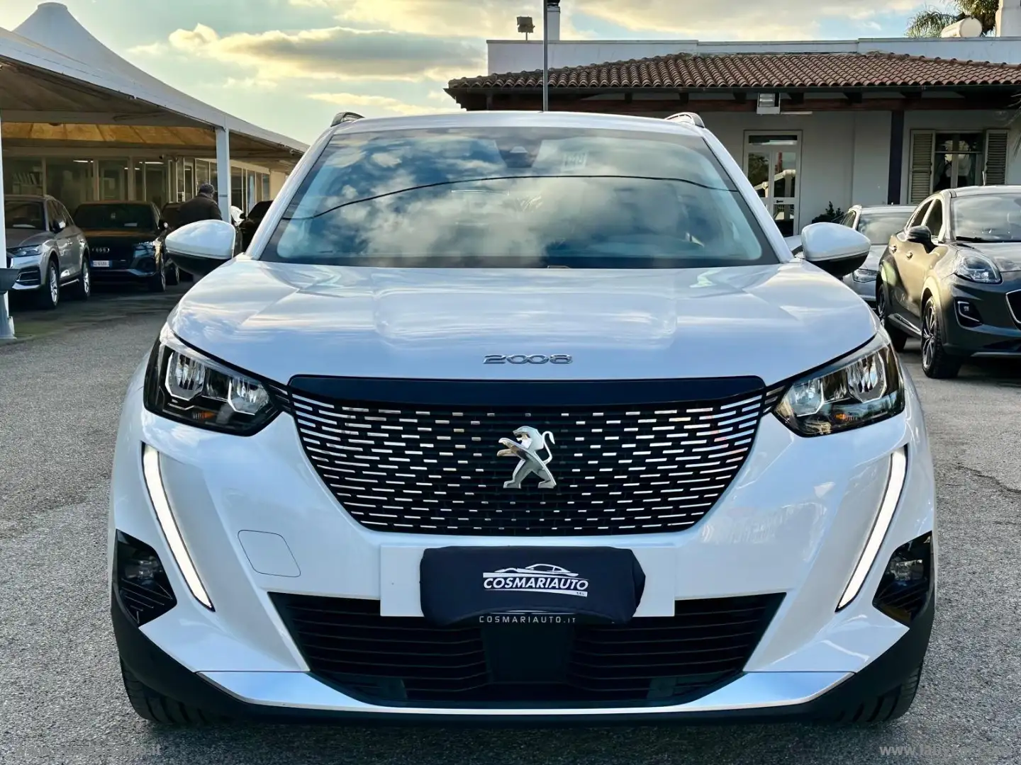 Peugeot 2008 BlueHDi 100 S&S Allure Bianco - 2