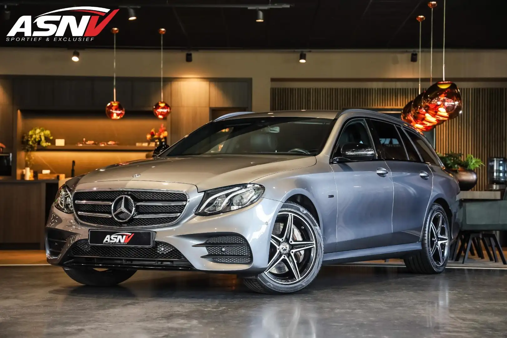 Mercedes-Benz E 300 Estate de Business Solution AMG, 306 PK, AMG/In/Ex Grijs - 1