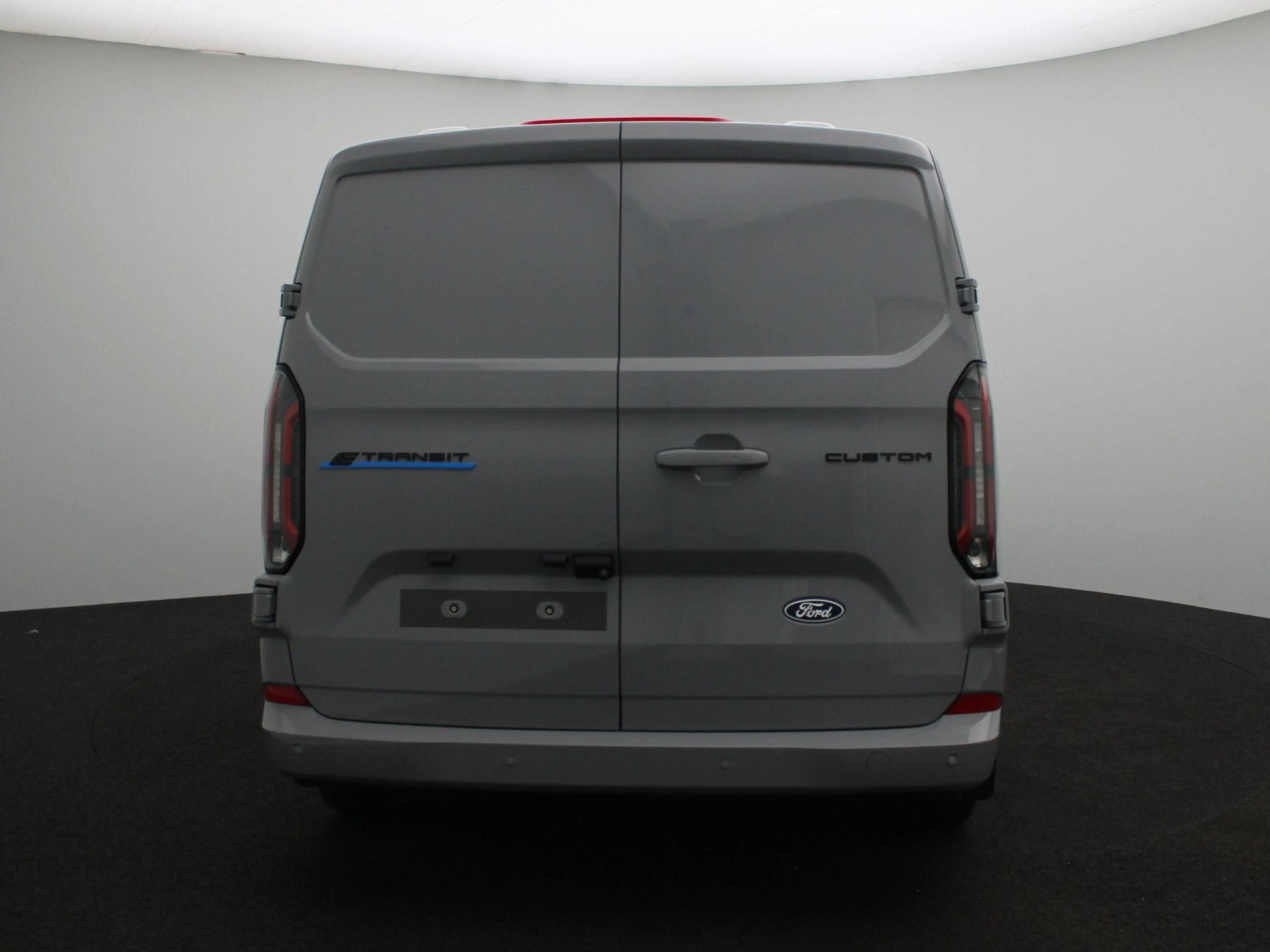 Ford E-Transit Cust. 340 L2H1 Limited 65 kWh | UIT VOORAAD LEVERB — photo 5
