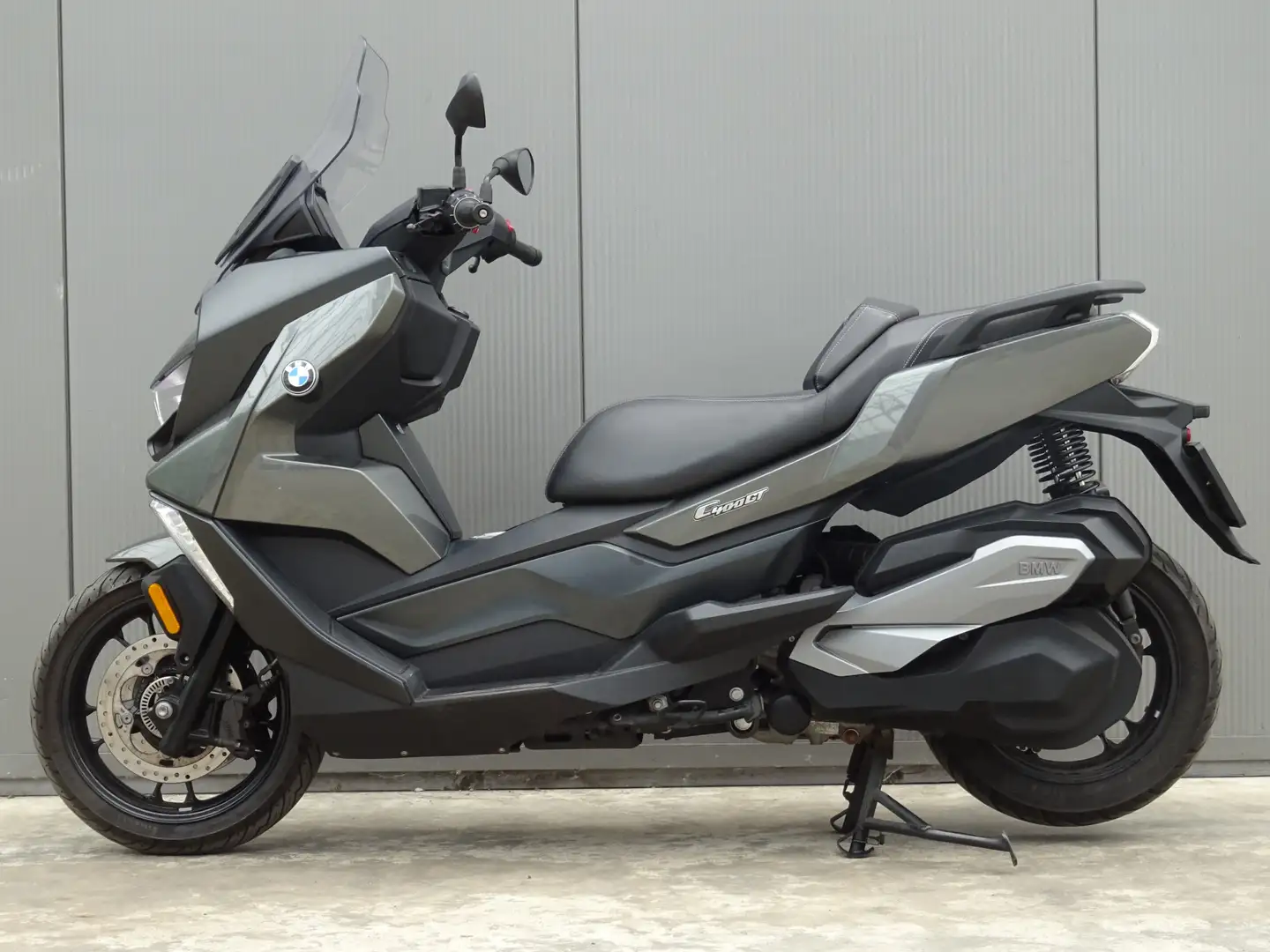 BMW C 400 GT * BTW * AKRAPOVIC !! Grijs - 2