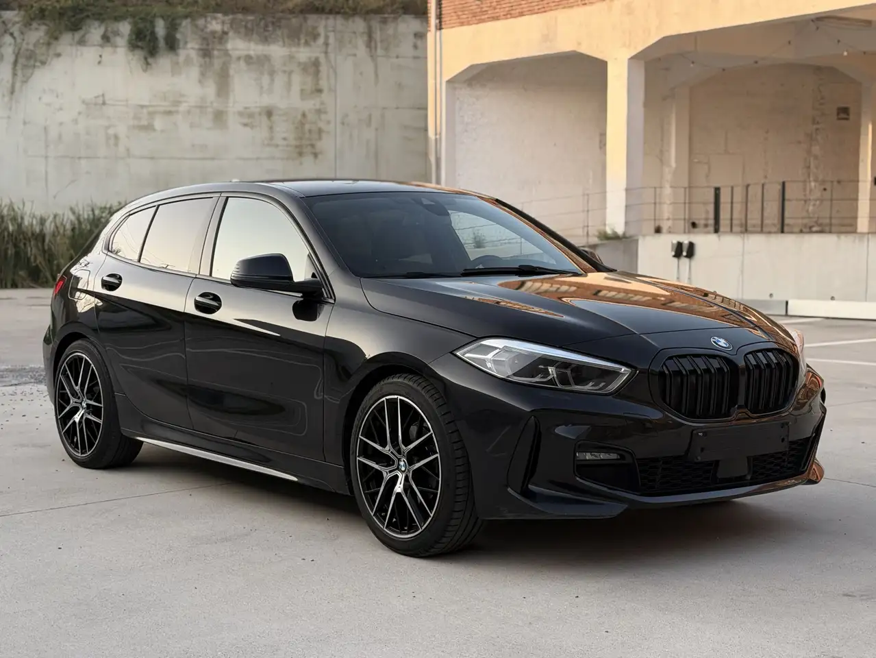 BMW 116 PACK M • FULL BLACK • 1 EIGENAAR • GARANTIE, миниатюра 7