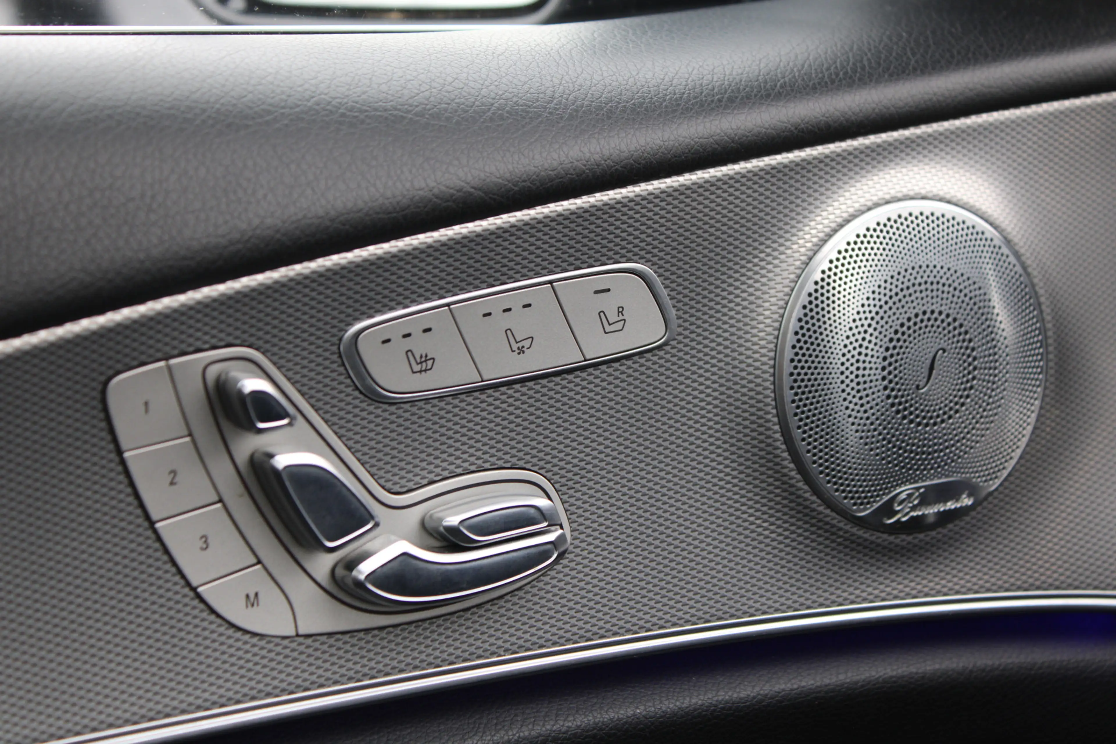 Mercedes-Benz E 350 350e Prestige Plus PANORAMADAK BURMESTER LEDER MEM — photo 24