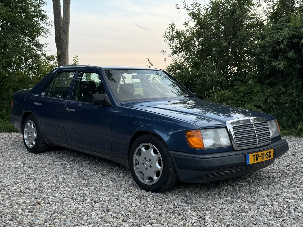Mercedes-Benz 230 W124 230 E Orgineel NL, foto 1