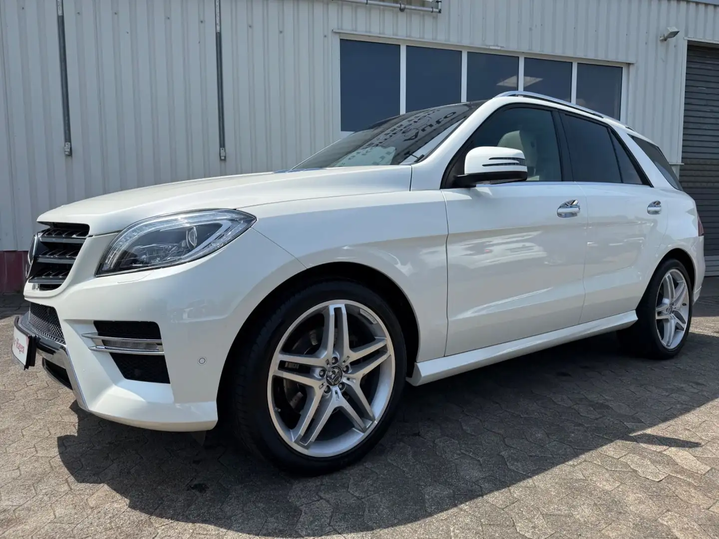 Mercedes-Benz ML 350 ML350 4MATIC 190kW Edition1/AMG/PANO/DESIGNO/H&K Bianco - 2