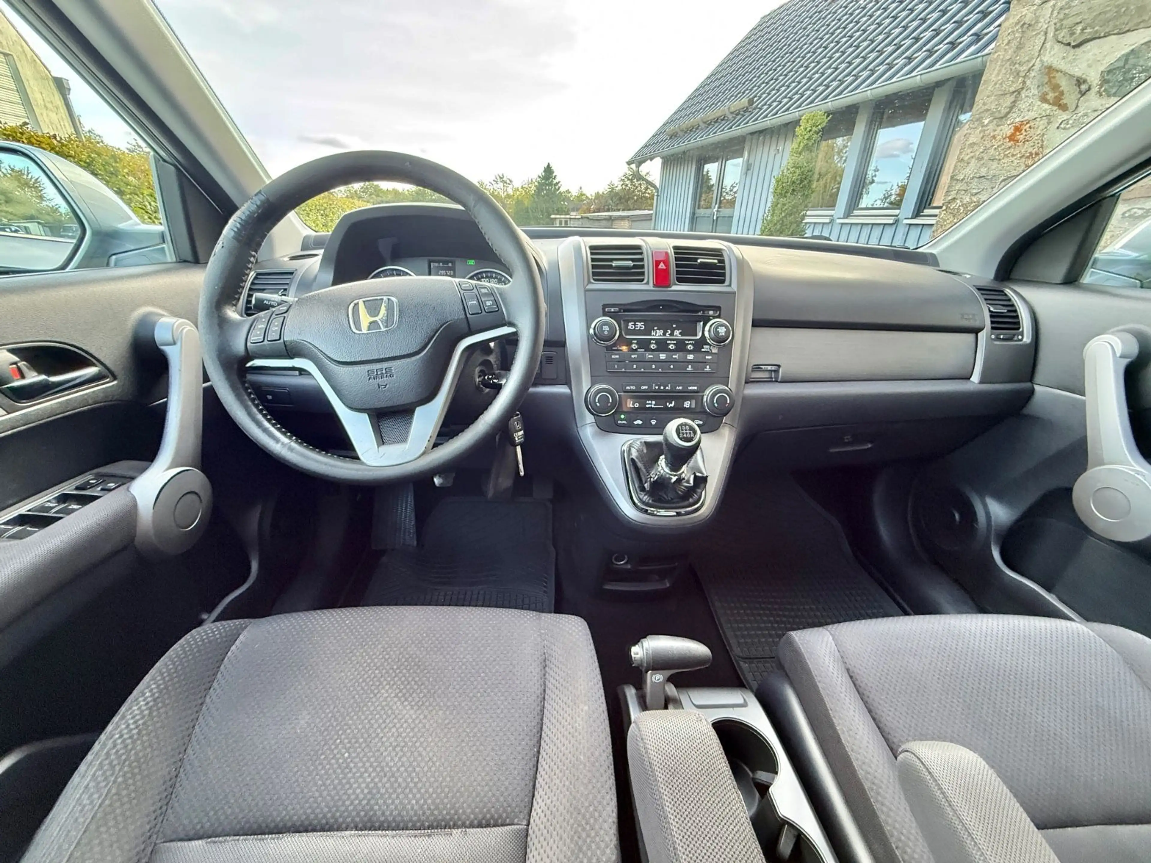 Honda CR-V Elegance — photo 13