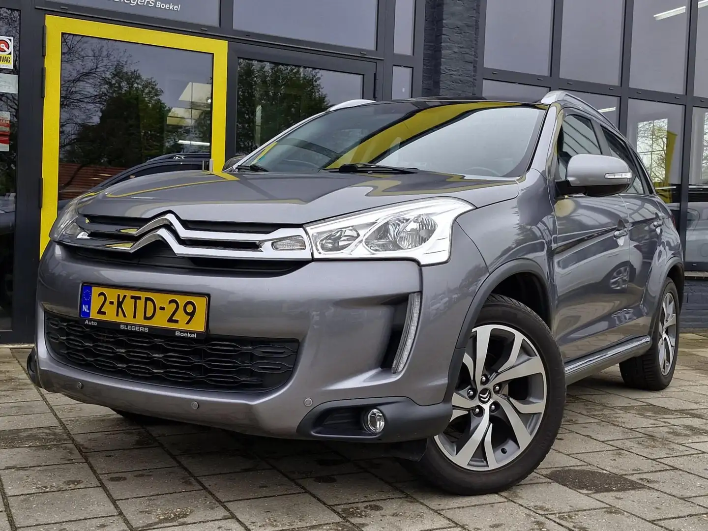 Citroen C4 Aircross 1.6 Tendance | Sunroof | Android Auto en Apple Car Gris - 2