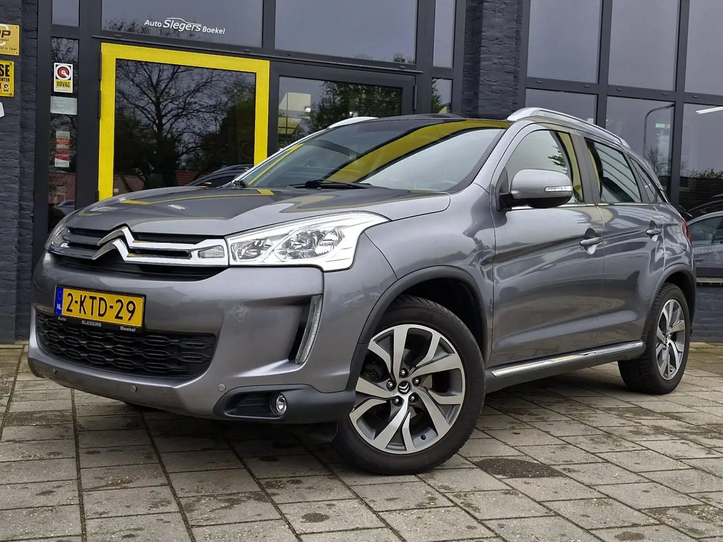 Citroen C4 Aircross 1.6 Tendance | Sunroof | Android Auto en Apple Car Gris - 1