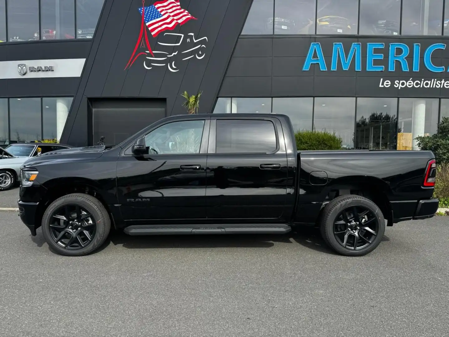 Dodge RAM 1500 CREW LARAMIE SPORT NIGHT EDITION MWK AIR Noir - 2