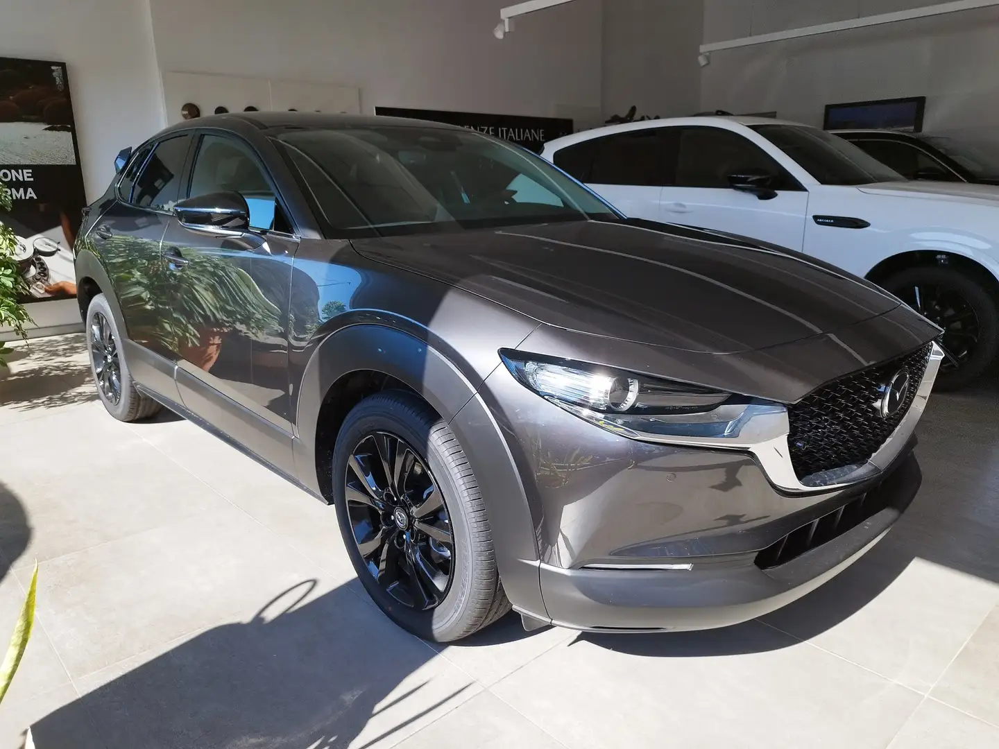 Mazda CX-30 2.5 m-hybrid Homura port.elettr2wd 140cv 6mt Gris - 1