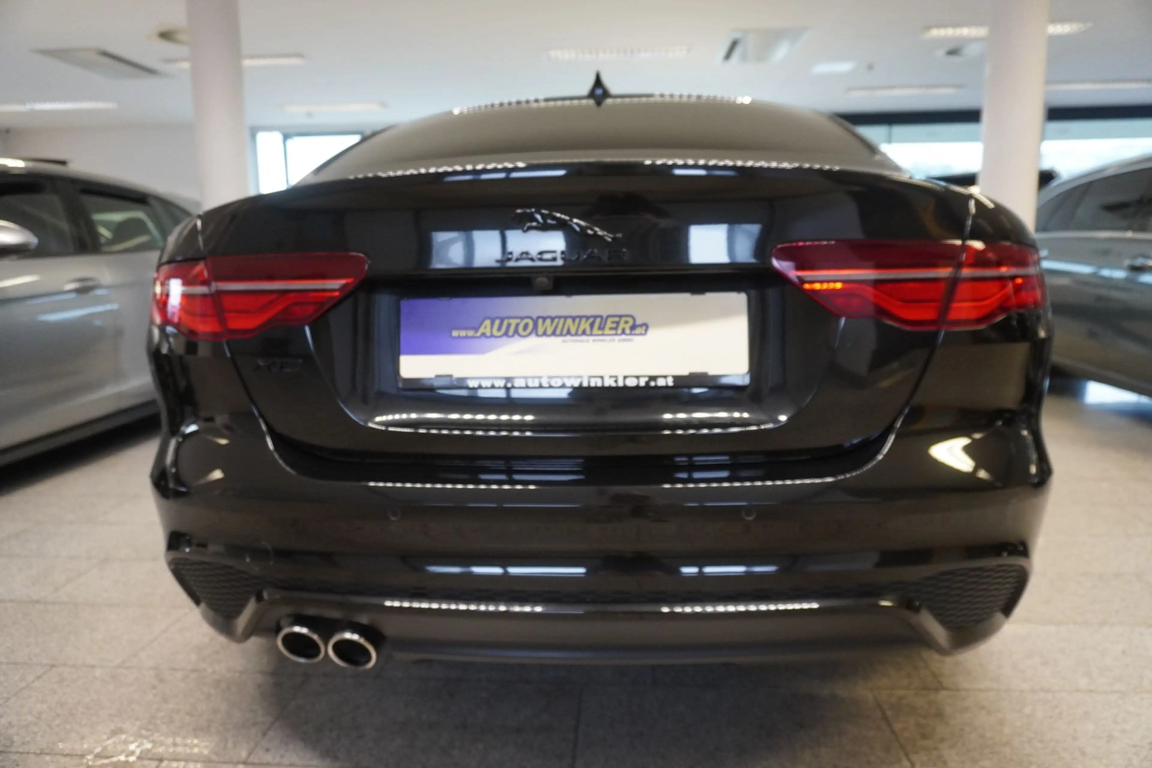 Jaguar XE R-Dynamic AWD Black Aut. ACC/Kam./SHZ — photo 6