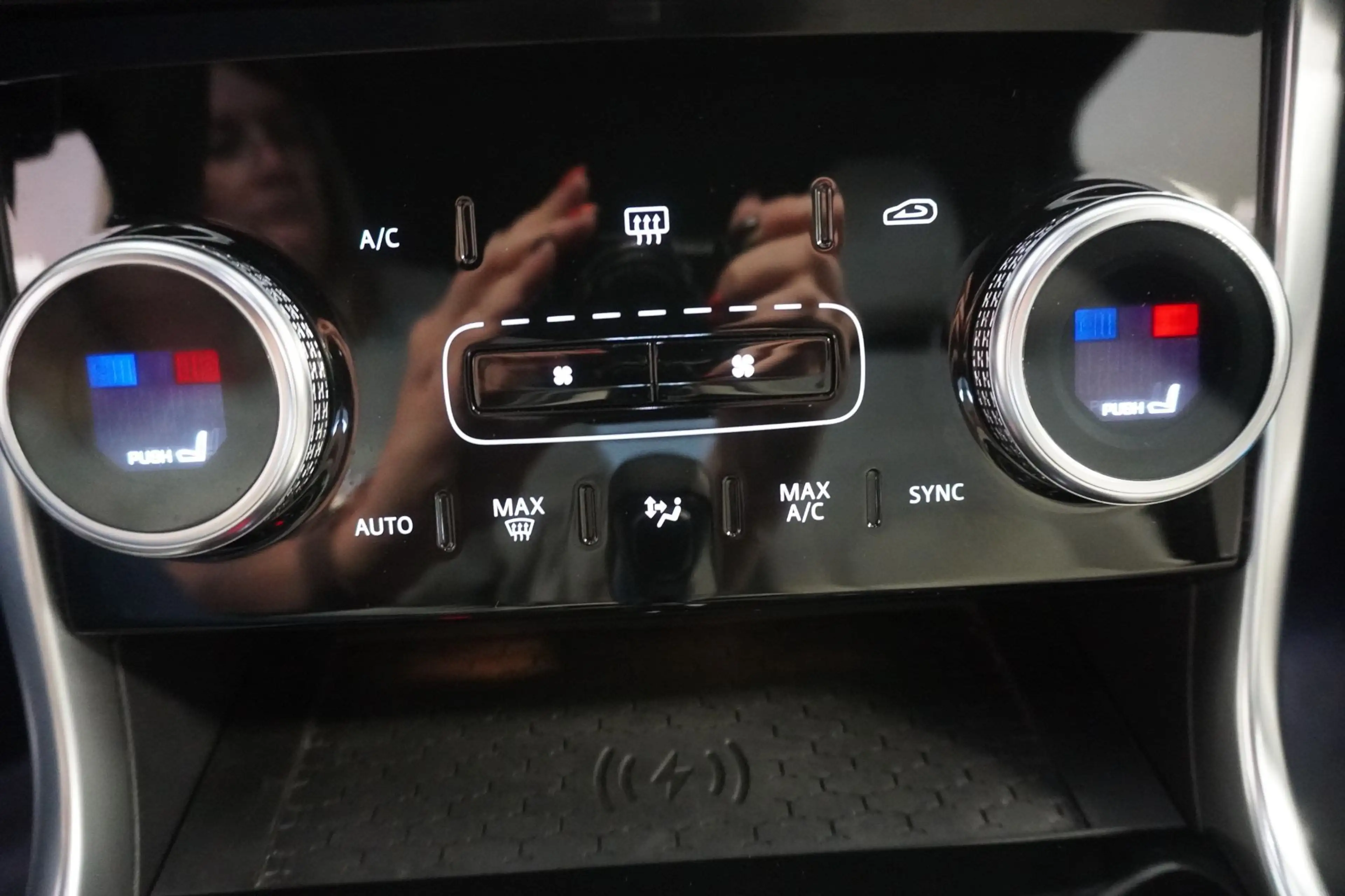 Jaguar XE R-Dynamic AWD Black Aut. ACC/Kam./SHZ — photo 14