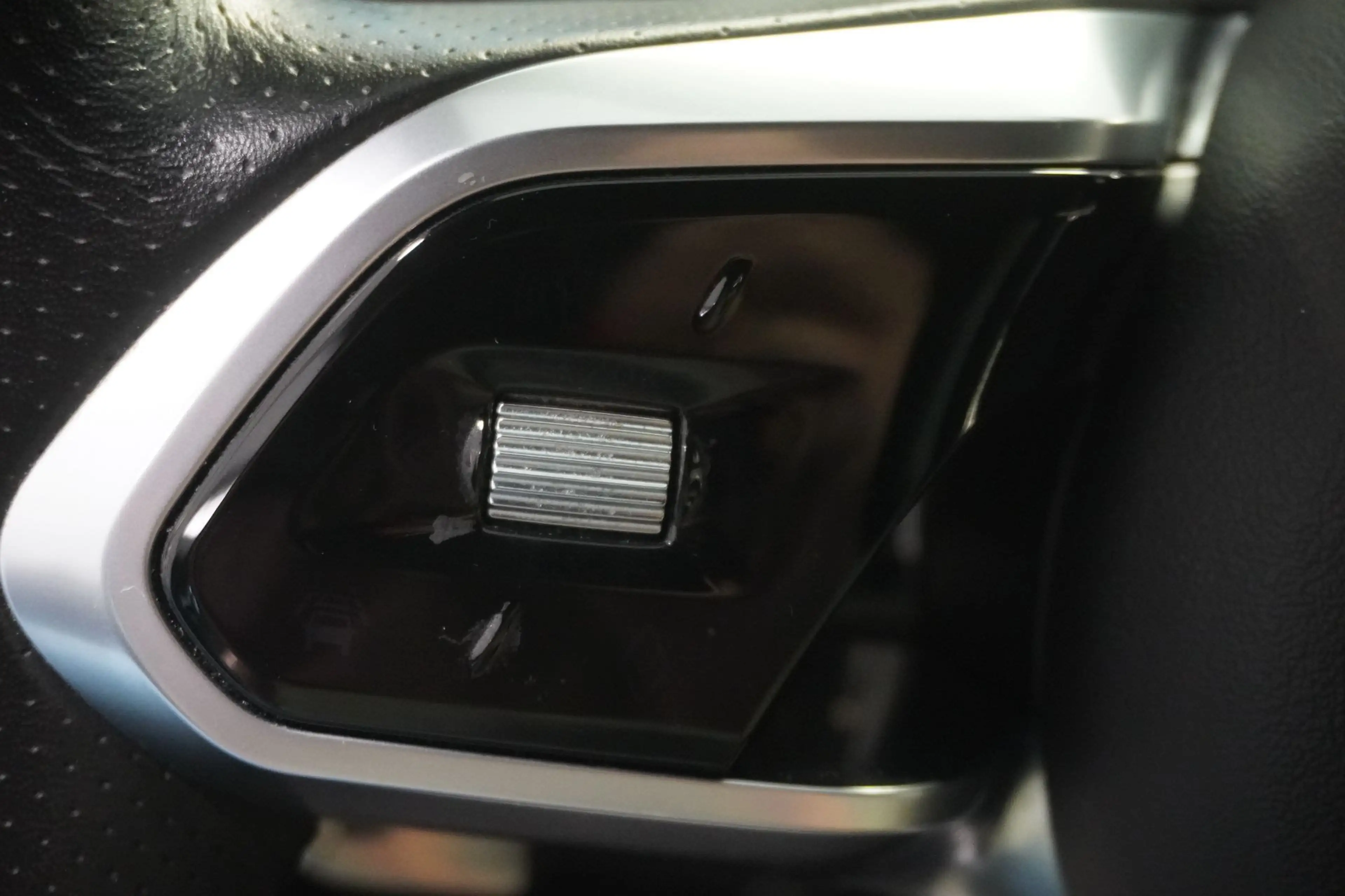 Jaguar XE R-Dynamic AWD Black Aut. ACC/Kam./SHZ — photo 12