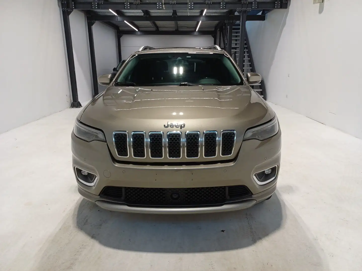 Jeep Cherokee OVERLAND 2.0 benz. 272kw Beige - 2