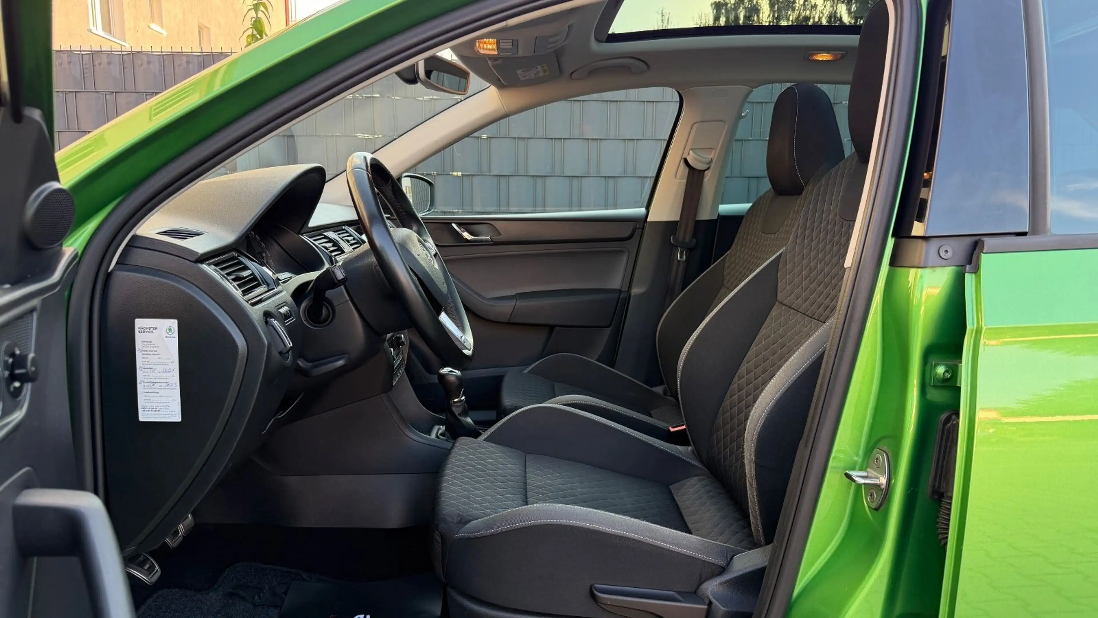 Skoda Rapid/Spaceback Monte Carlo Spaceback*1.Hd*Garantie* — photo 12