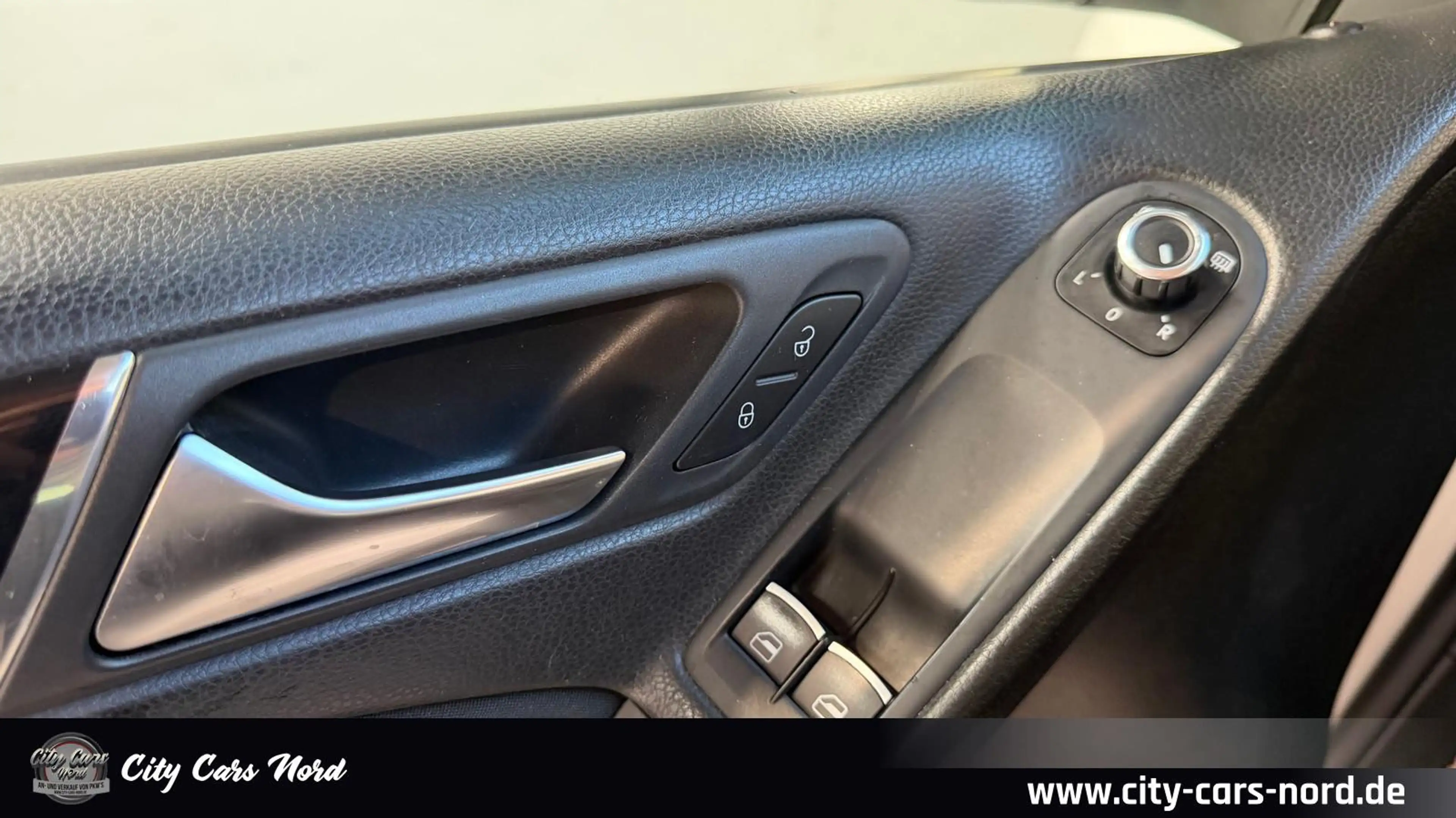 Volkswagen Golf VI GTI DYNAUDIO+SCHIEBEDACH+NAVI+SHZ — photo 12