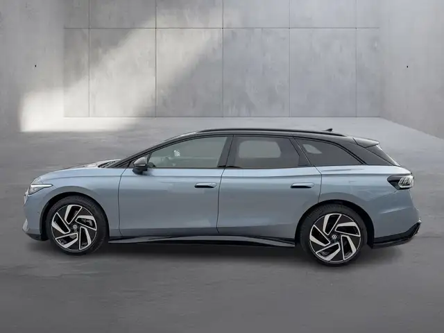 Volkswagen ID.7 view 2