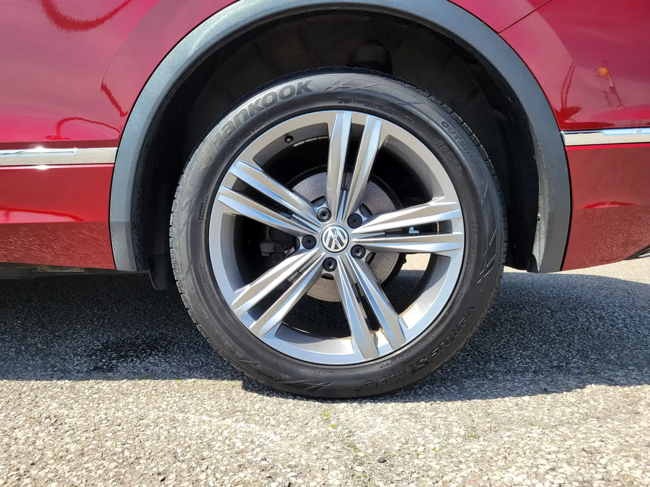 Volkswagen Tiguan снимка Volkswagen Tiguan
