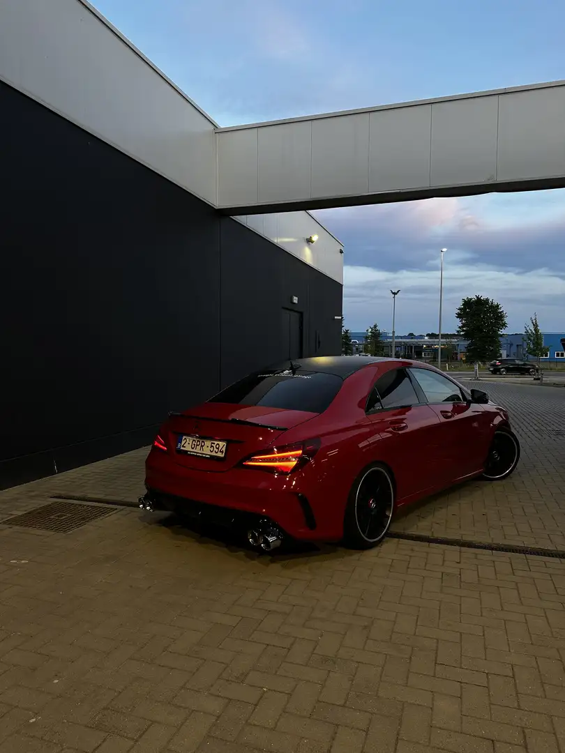 Mercedes-Benz CLA 250 7G-DCT Urban - 2