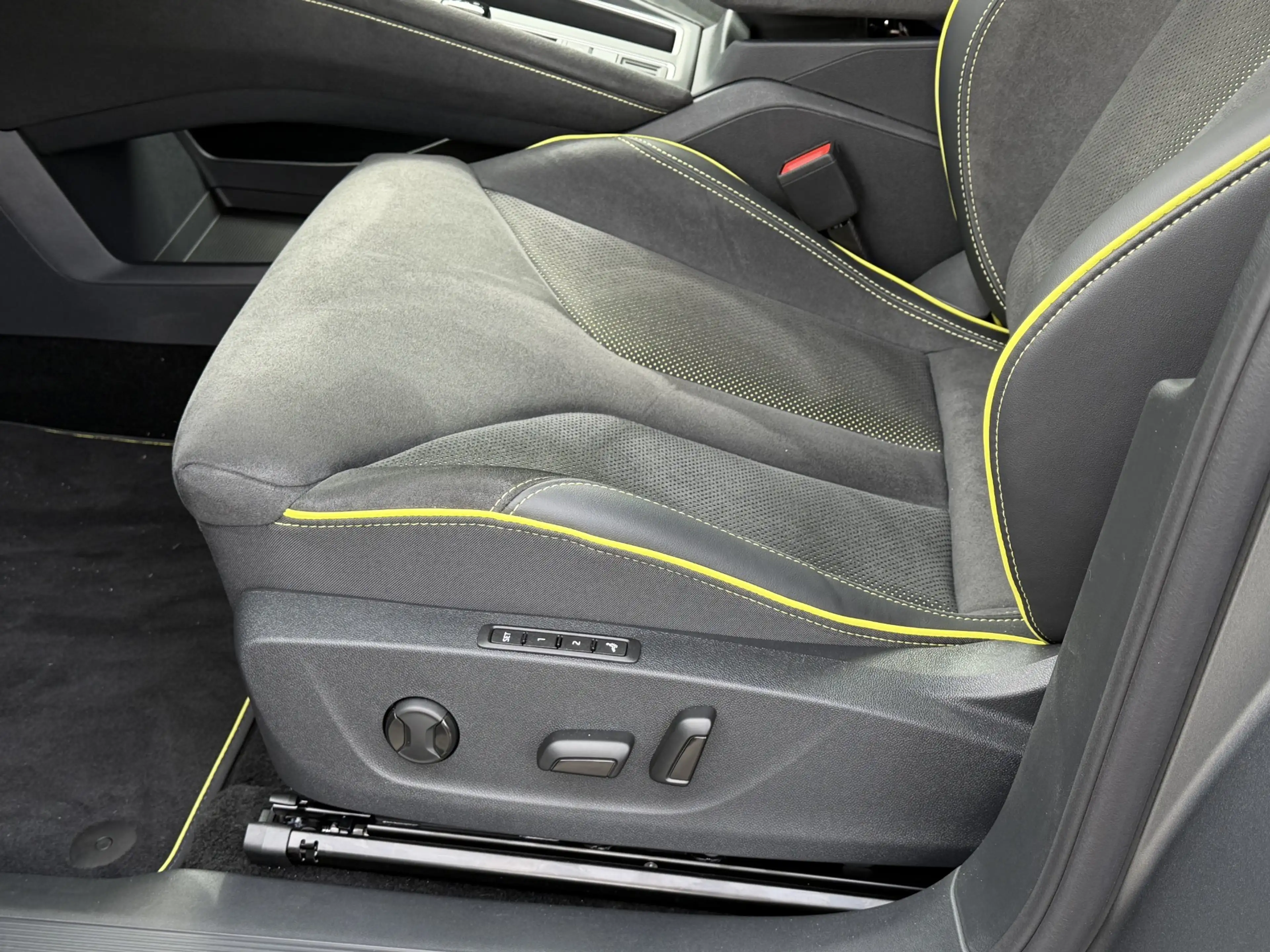 Skoda Elroq 85X RS 340pk 4X4 / Navigatie / 360-Camera / HUD / — photo 9