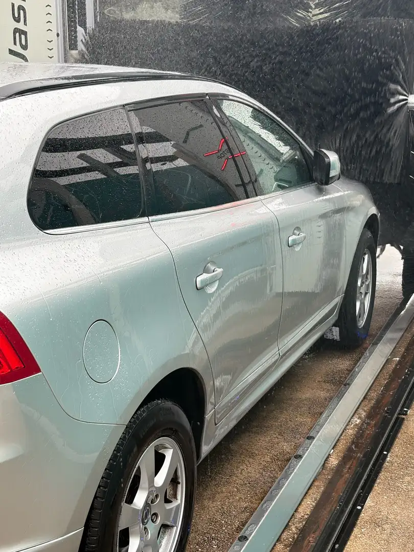 Volvo XC60 D3 136 ch Momentum Geartronic A - 1