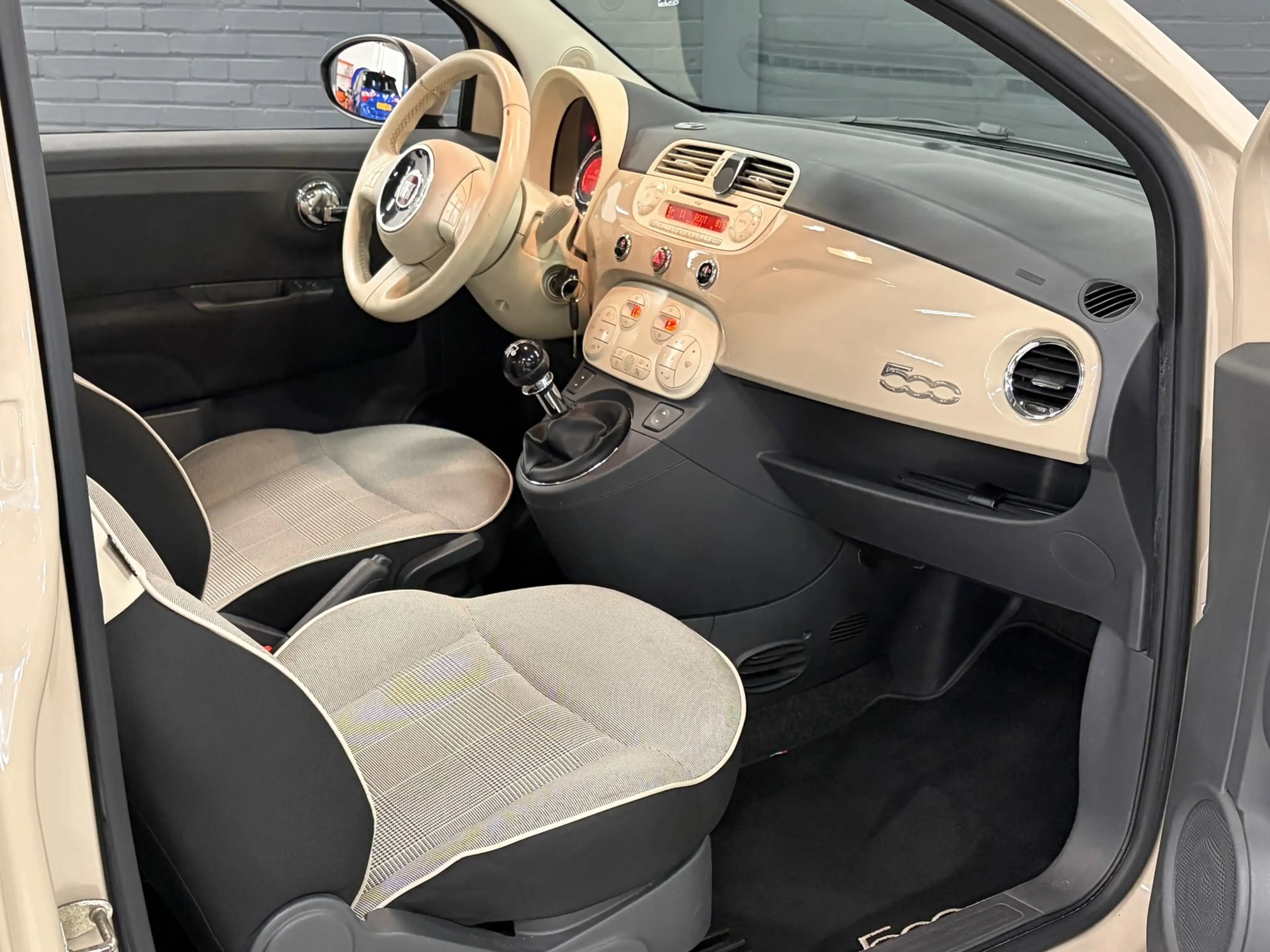 Fiat 500 1.2 Lounge Panoramadak / LM-Velgen / Clima / Parke — photo 20