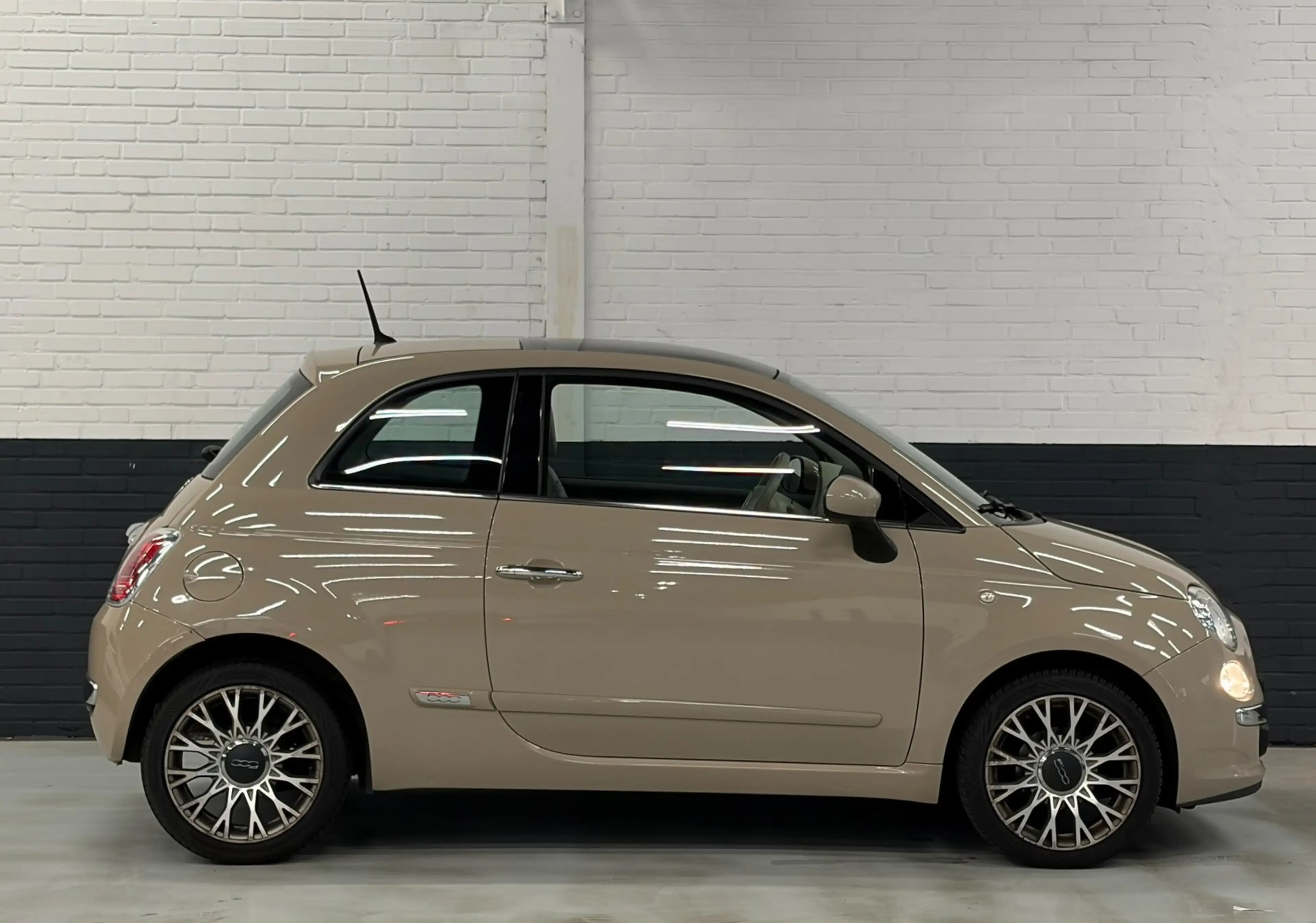 Fiat 500 1.2 Lounge Panoramadak / LM-Velgen / Clima / Parke — photo 6