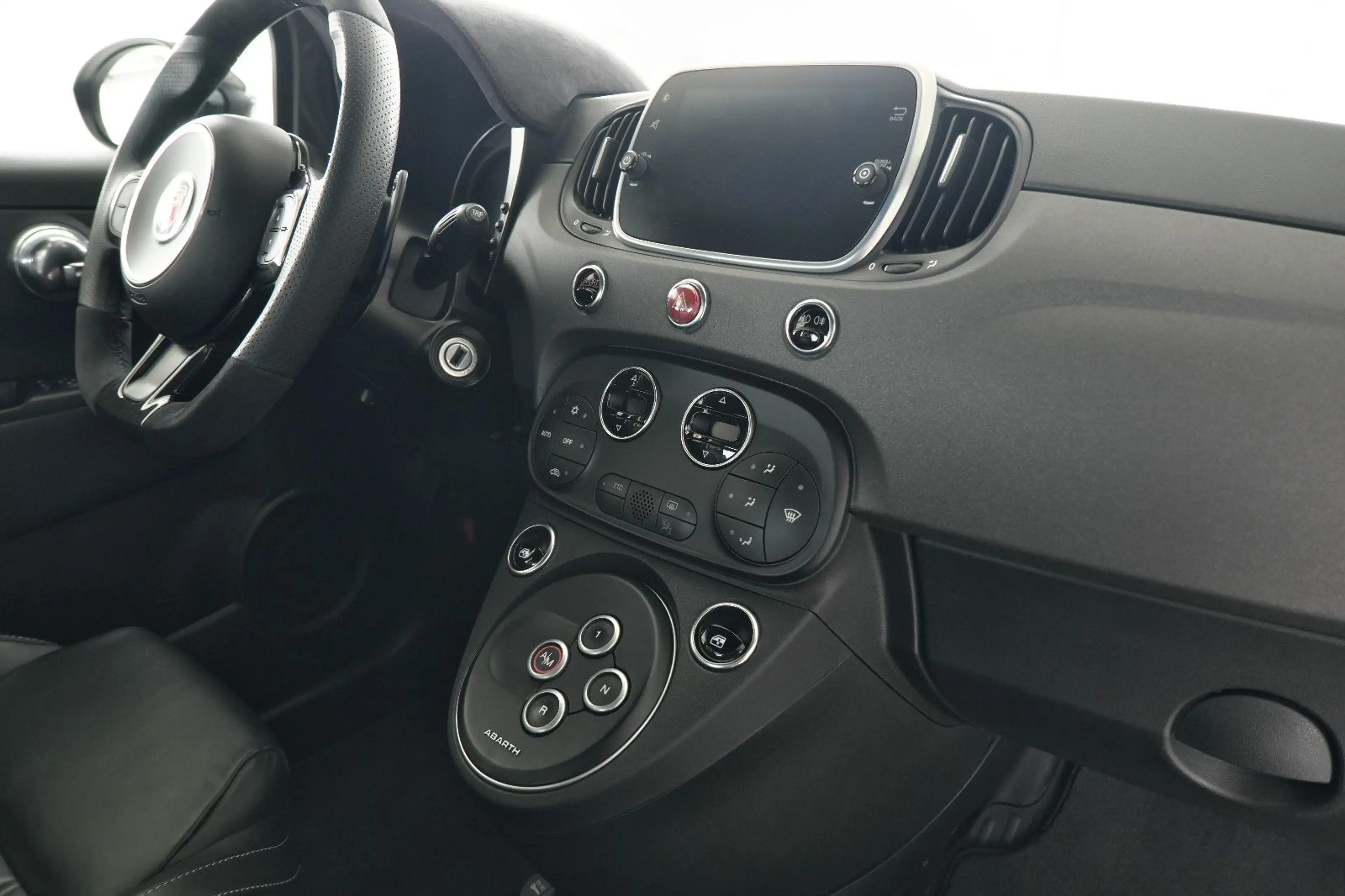 Abarth 595 Competizione MTA Leder Beats Deutsch — photo 11
