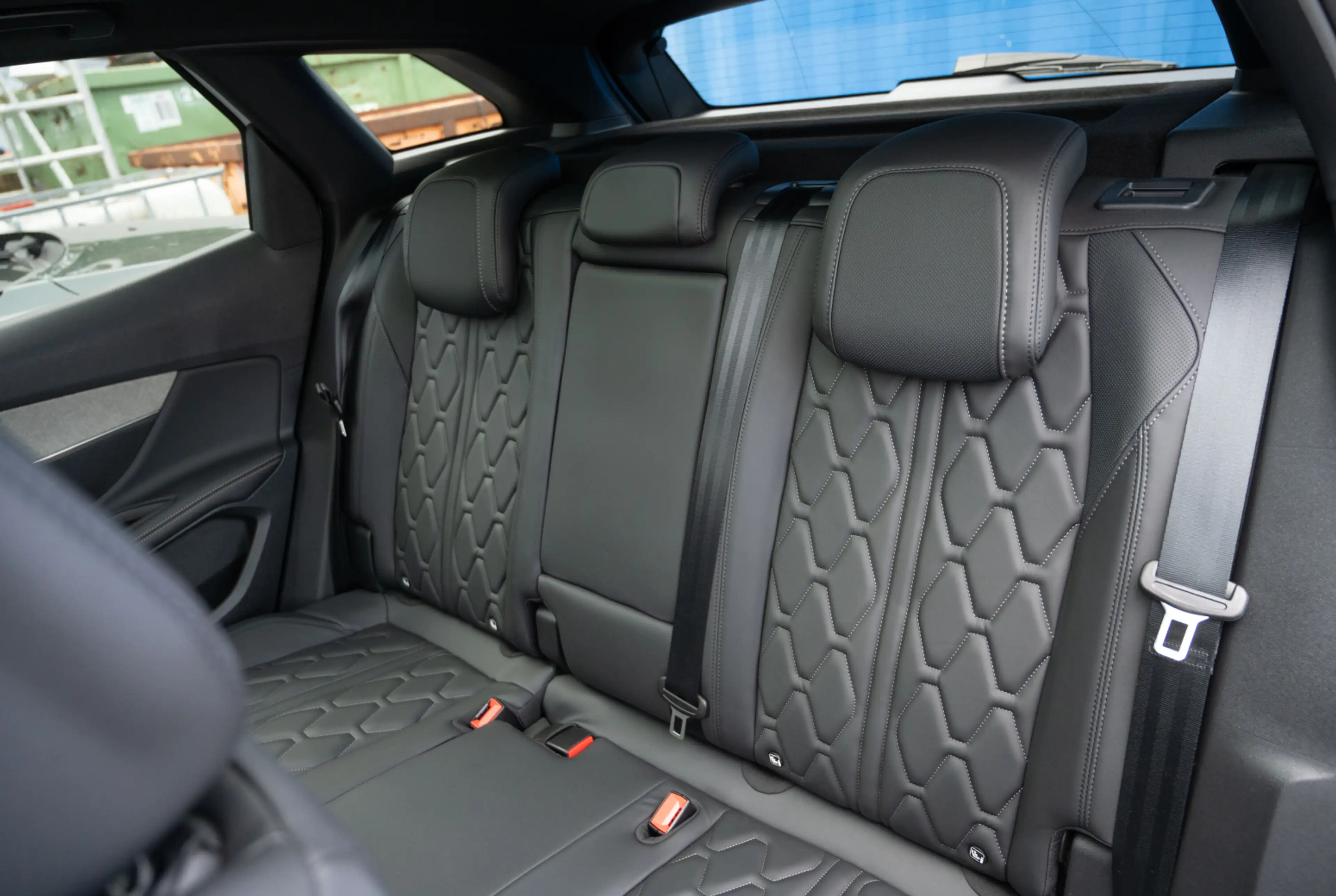 Peugeot 3008 GT 1.2 Hybrid 136 e-DSC6 *GW-TOP-DEAL* — photo 8