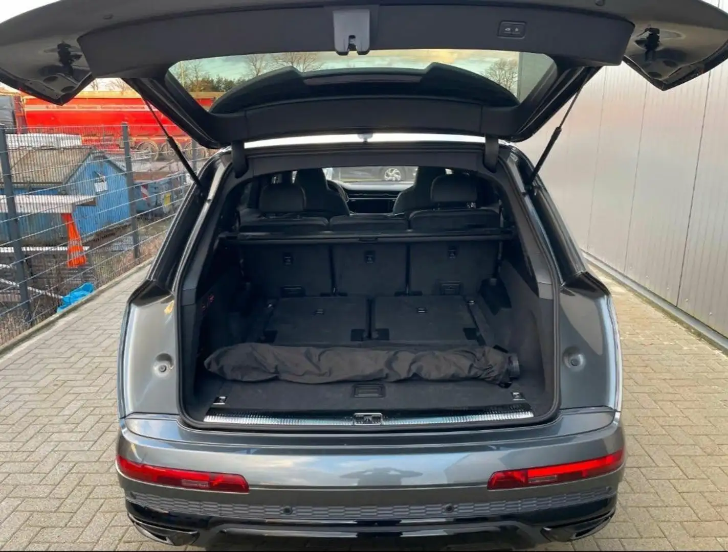 Audi Q7 55 TFSI quattro tiptronic S line - 2