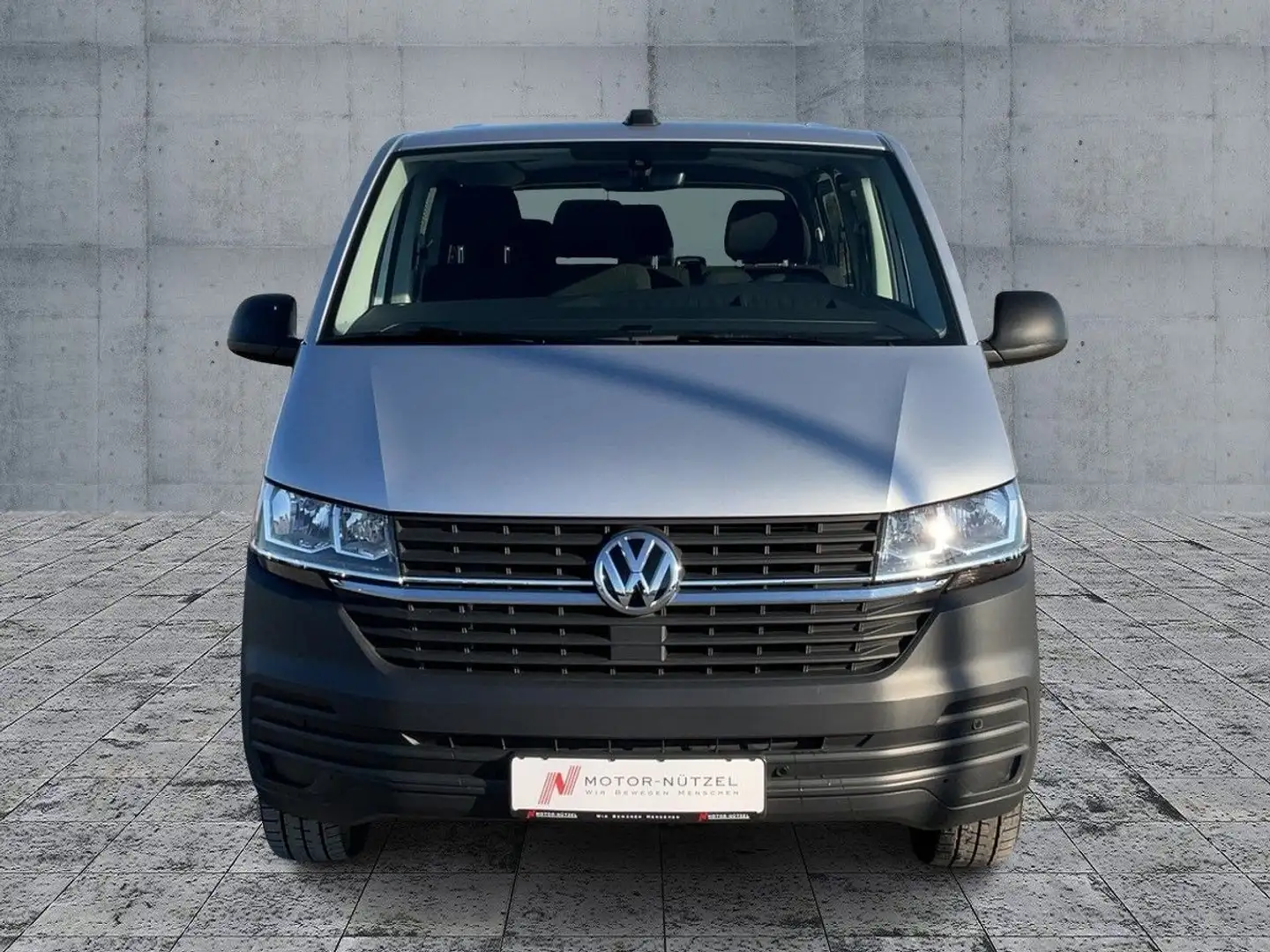 Volkswagen T6.1 Kombi 2.0TDI DSG APP+SHZ+2xPDC+GRA+9-SITZER Silber - 2