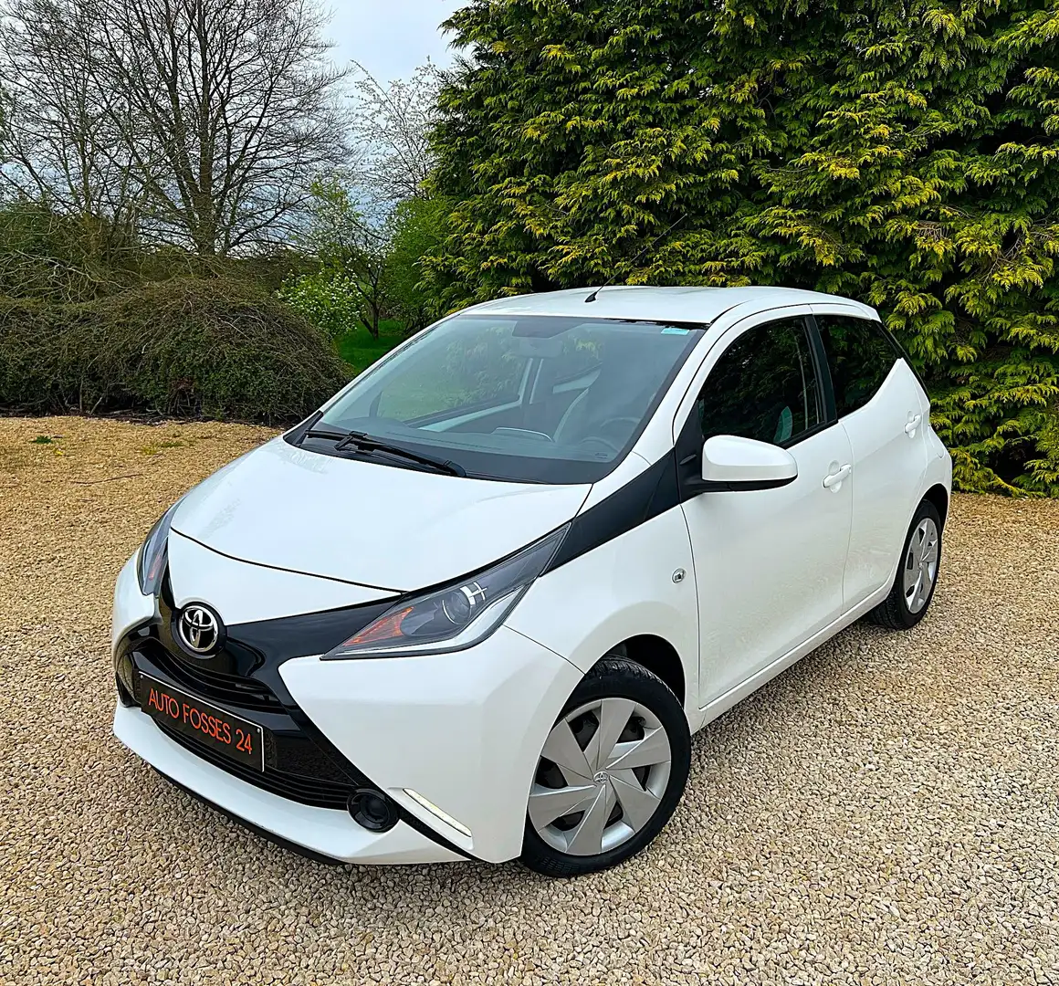 Toyota Aygo 1.0i VVT-i x-play 40.000 KM !!! AIRCO LED CAMERA Blanc - 1